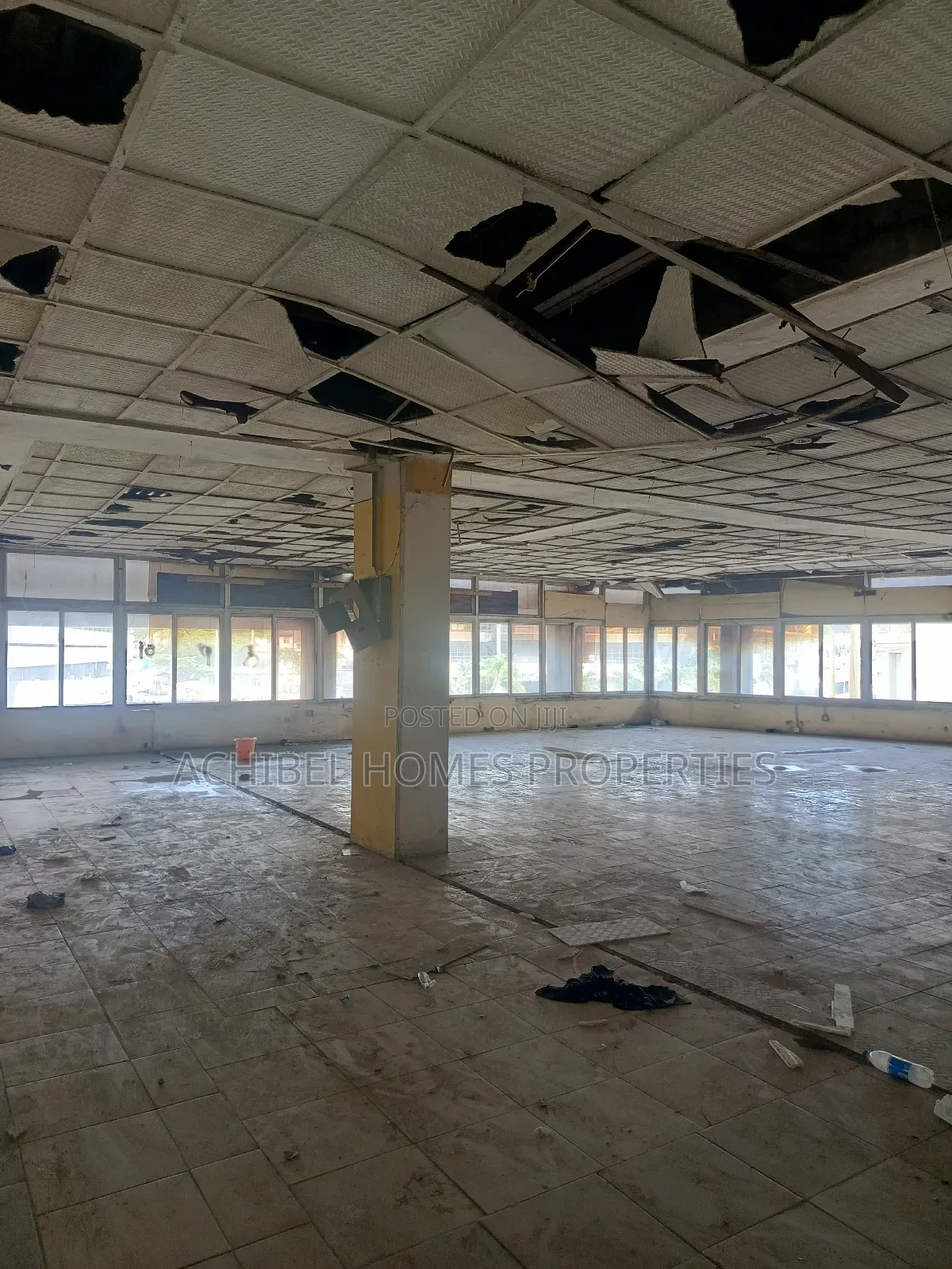 A 289 Square Meter Open Office Space in Lagos Island