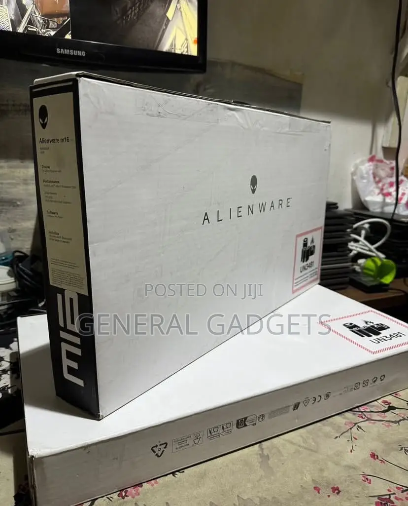 New Laptop Alienware M15 R3 16GB Intel Core Ultra 7 SSD 1T