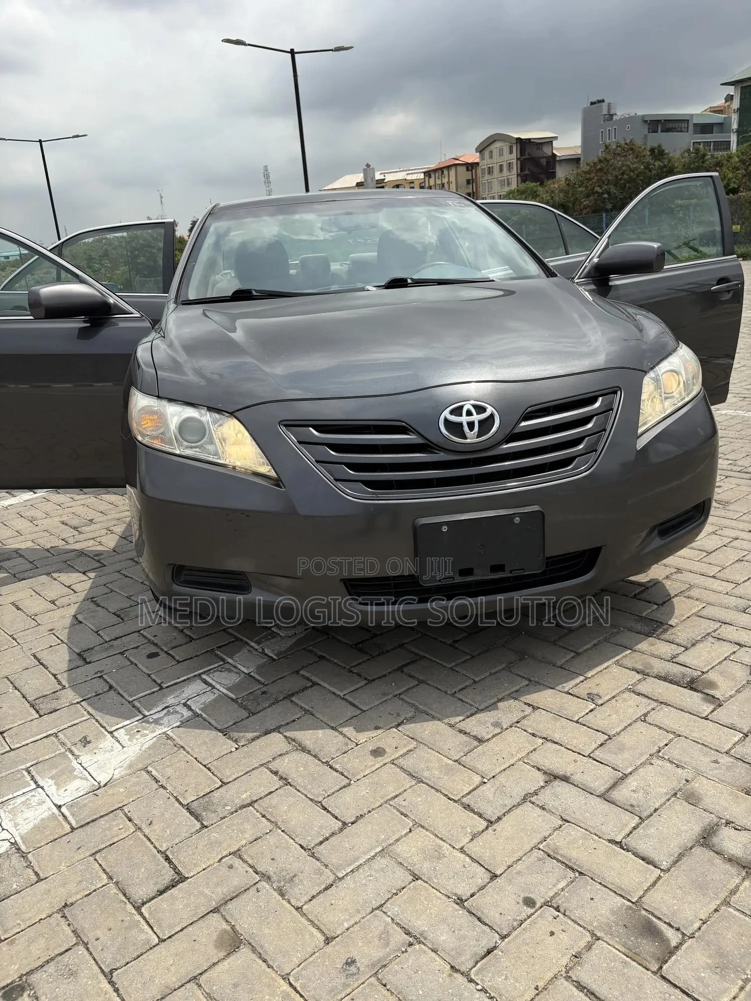 Toyota Camry LE 4dr Sedan (2.4L 4cyl 5A) 2008 Gray
