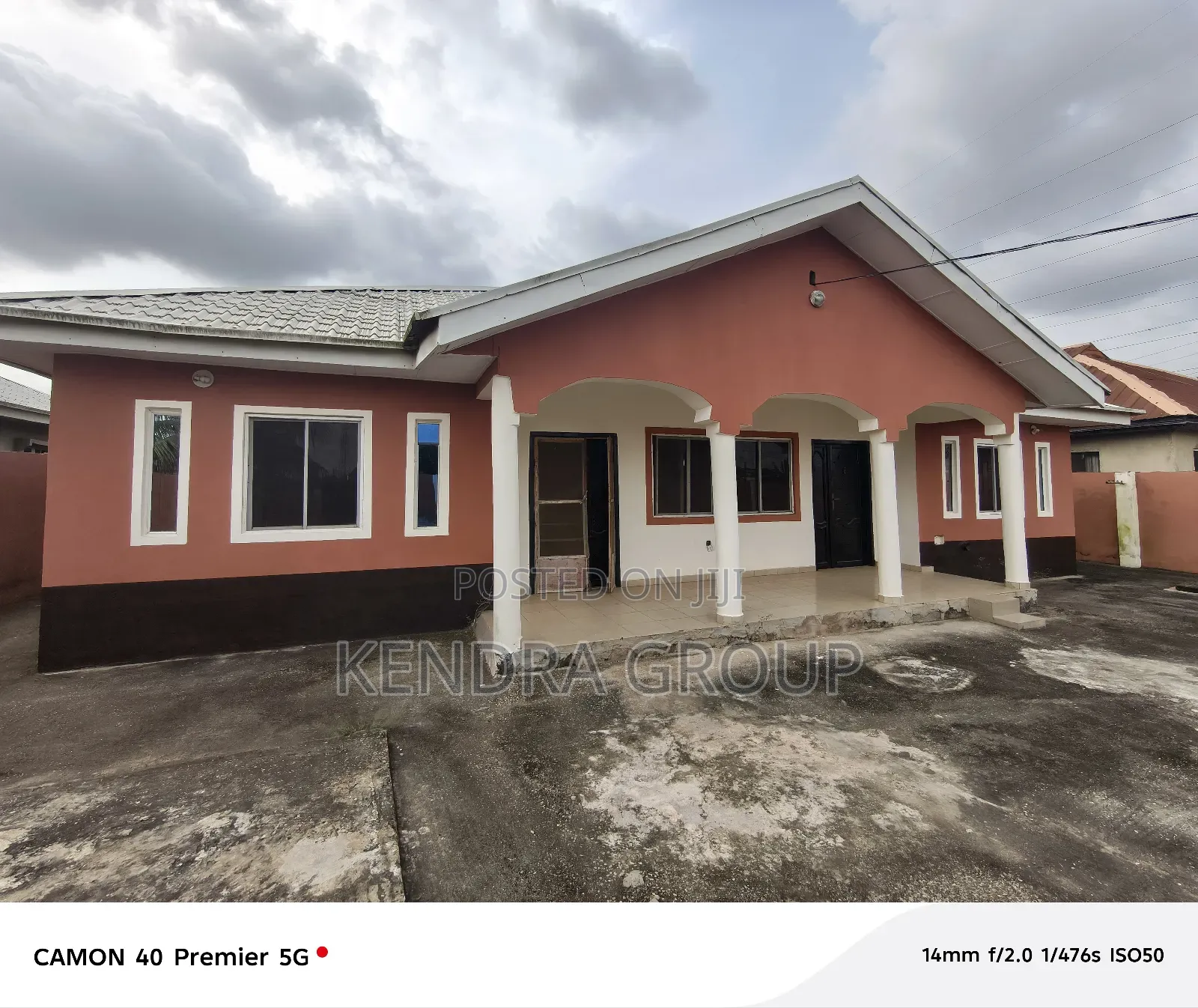 2bdrm Block of Flats in Elepe, Ijede / Ikorodu for sale