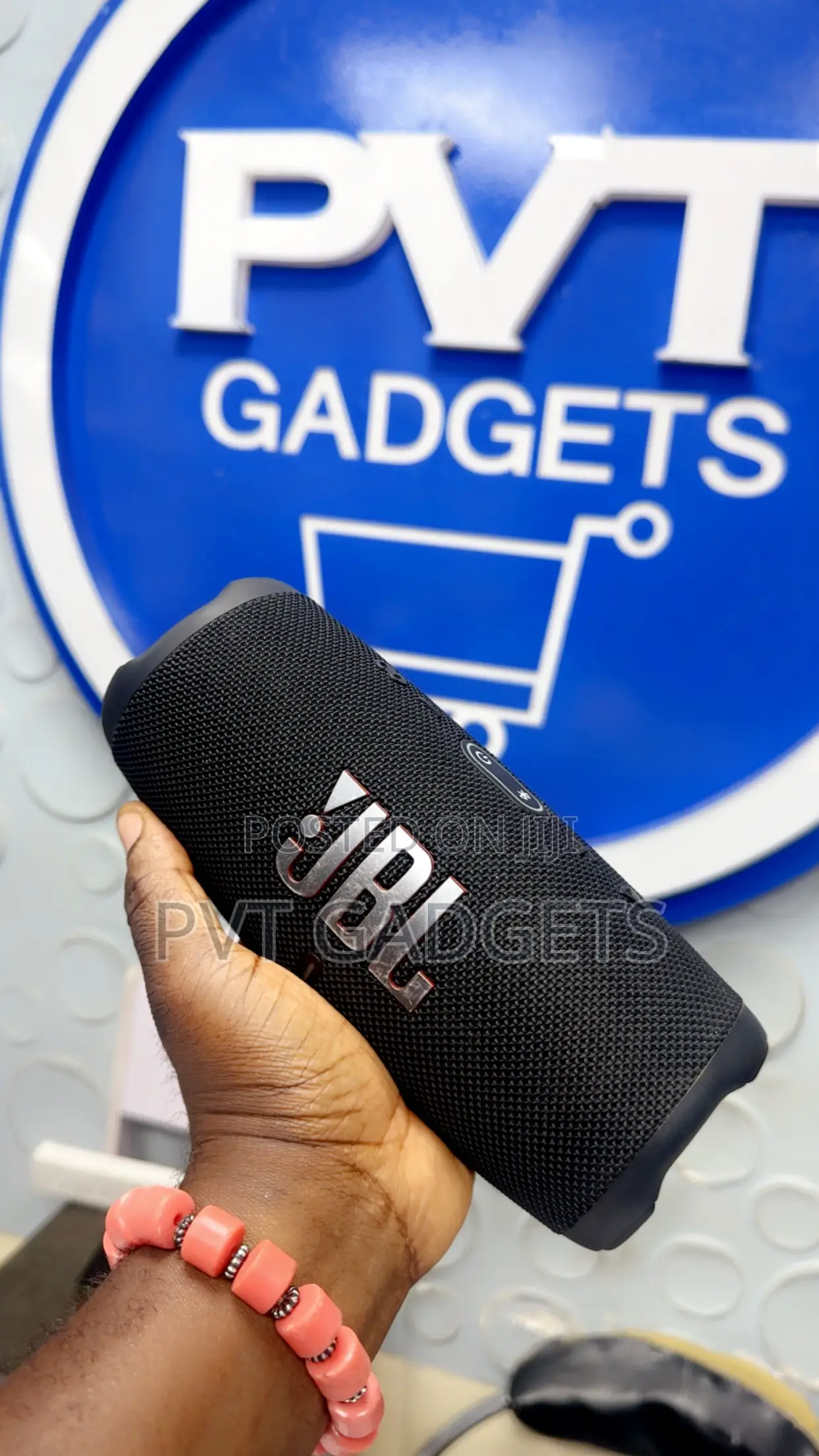 JBL Charge 5