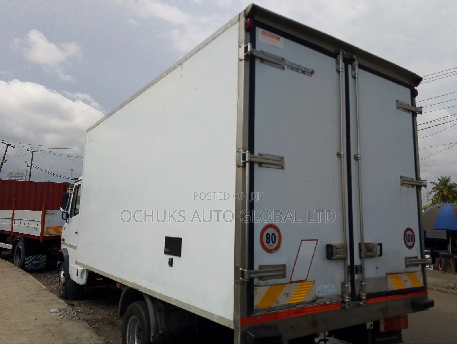 M/Benz 609 Model Cooling Van,