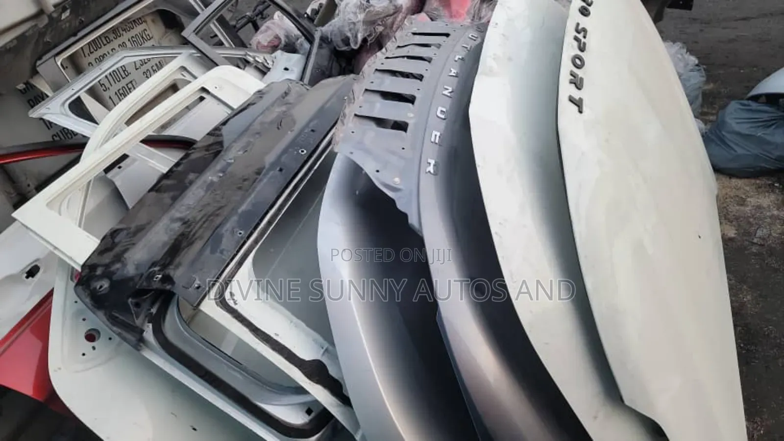 Outlander Bonnet 2024 Model