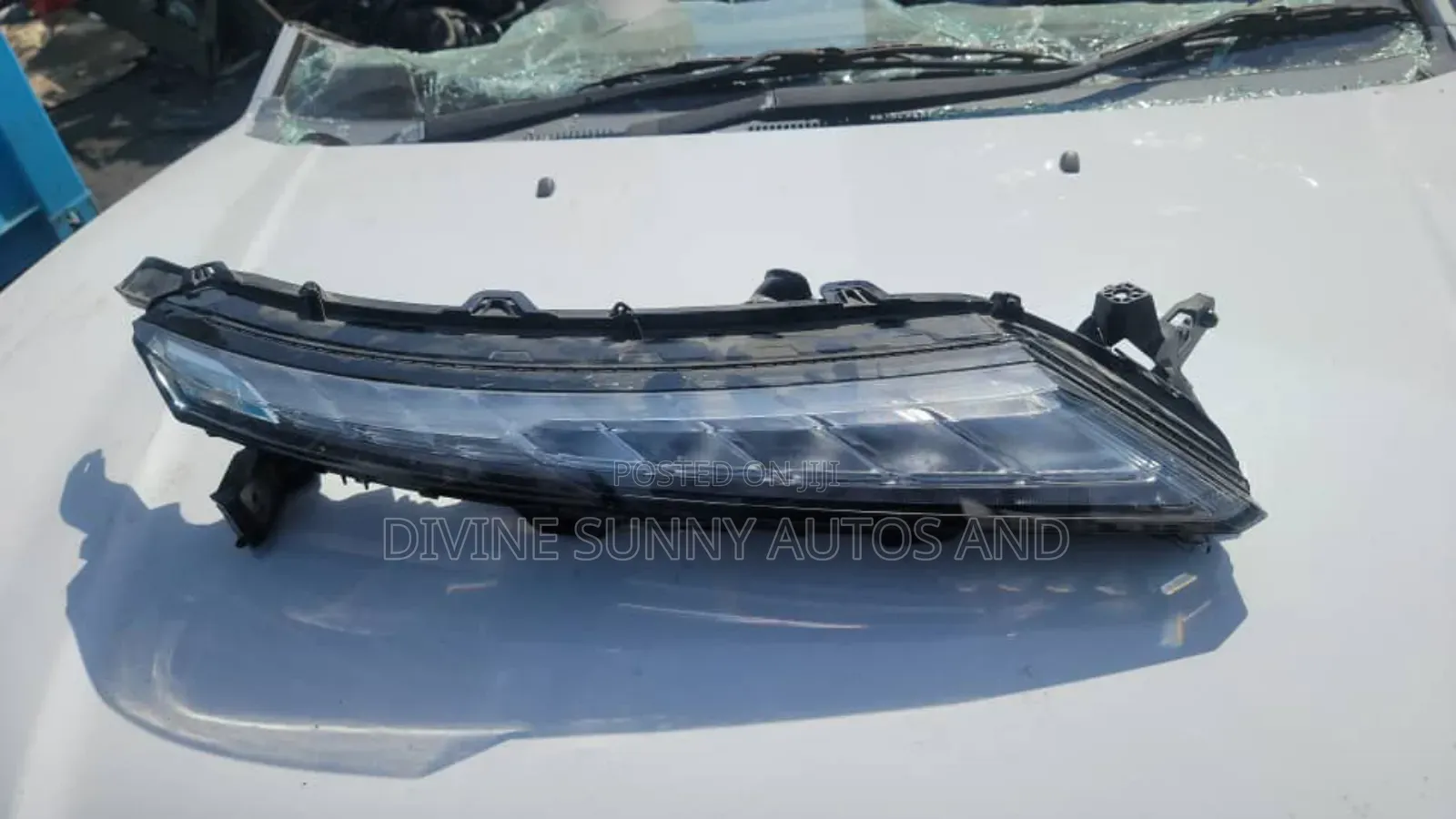 Headlight Outlander 2024