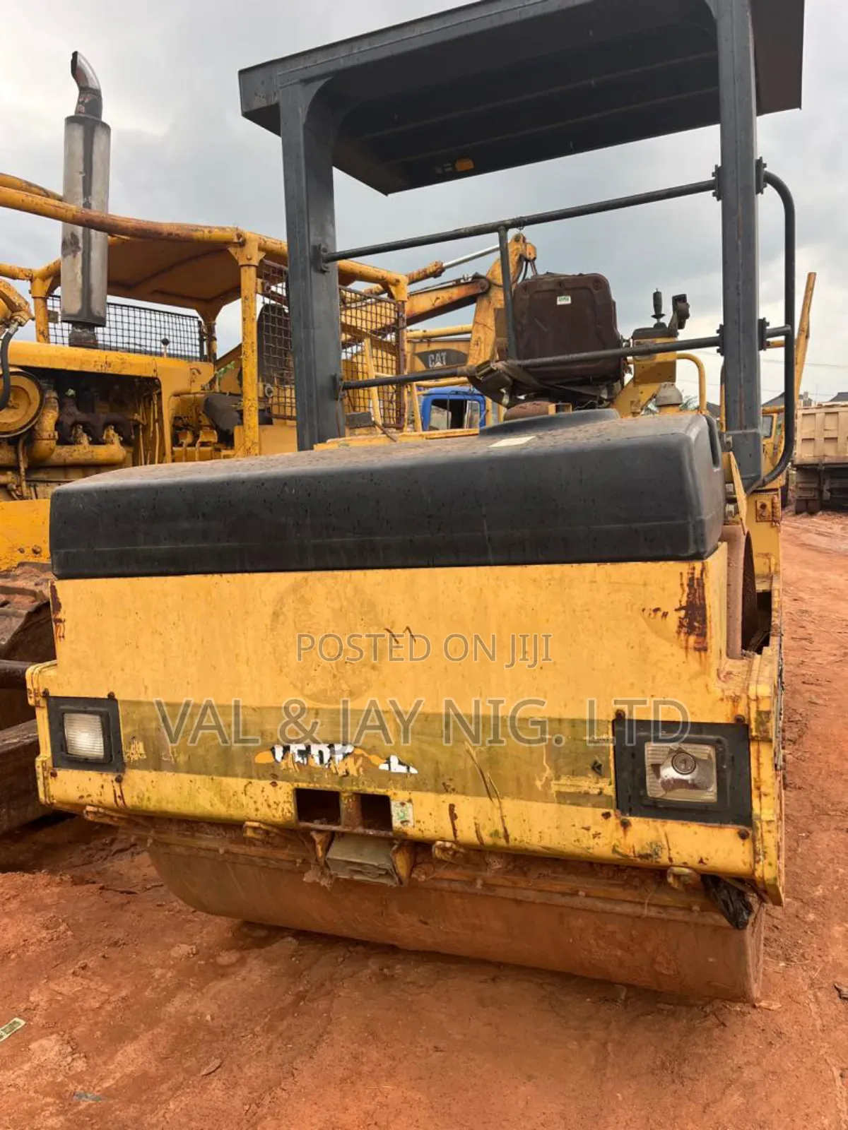 Cat Asphalt Compactor Drum to Drum Roller Cb 534 - Foreign Use
