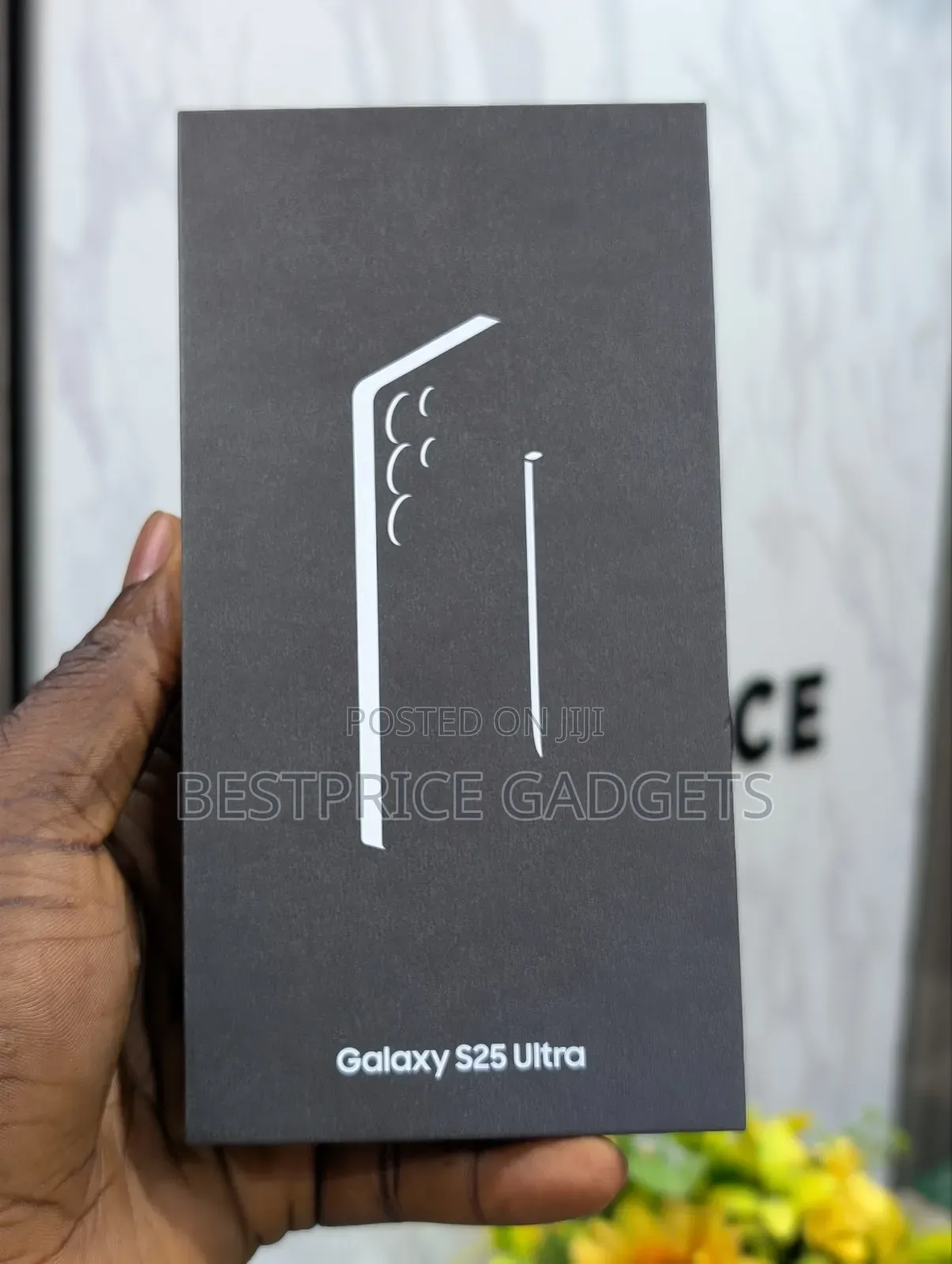 New Samsung Galaxy S25 Ultra 1 TB Gold