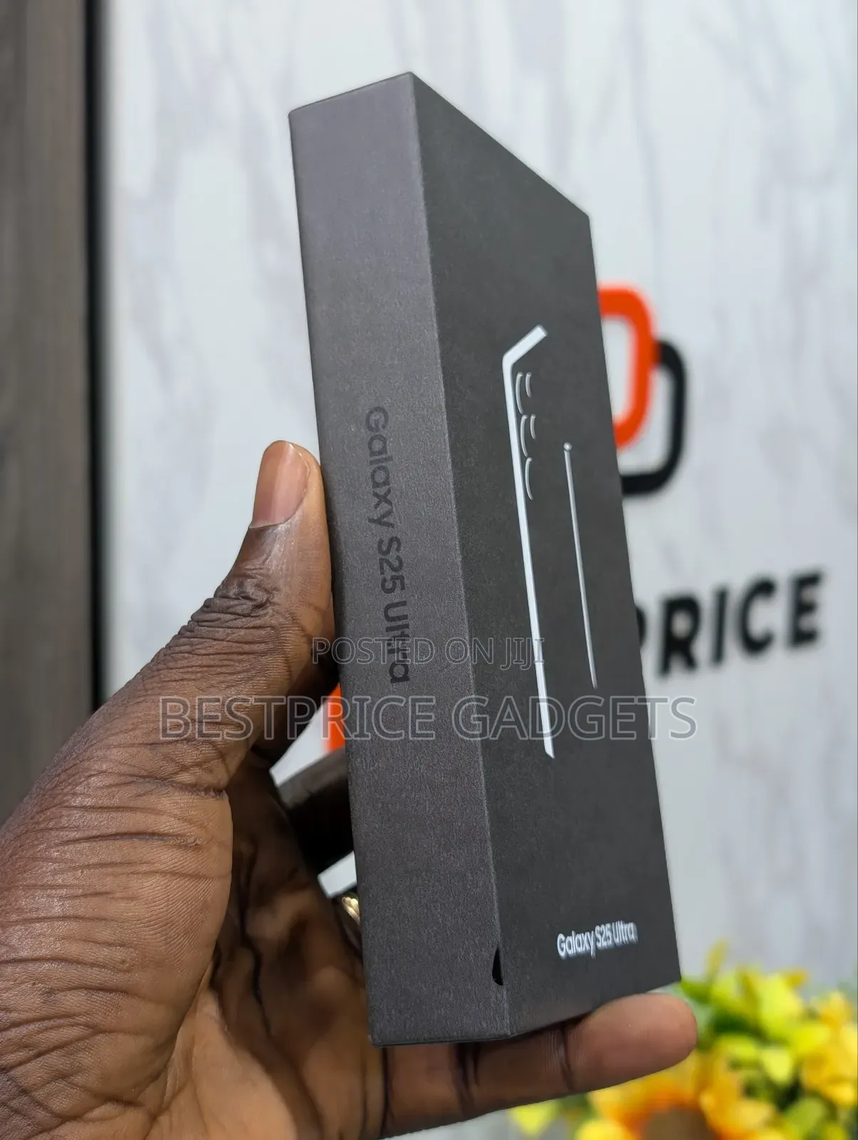 New Samsung Galaxy S25 Ultra 1 TB Gold