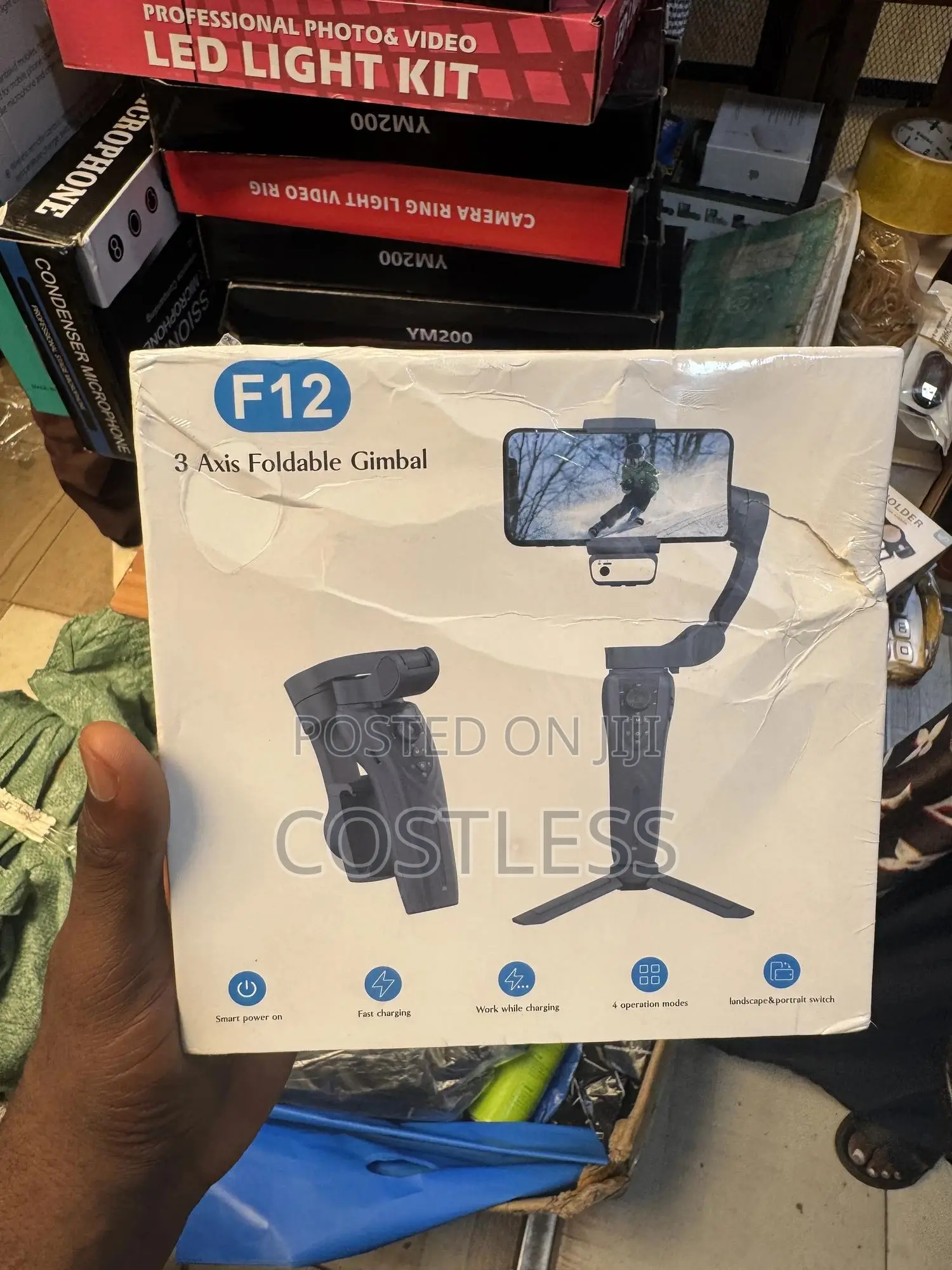 Foldable Gimbal, a Handheld Stabilizer for Smartphones