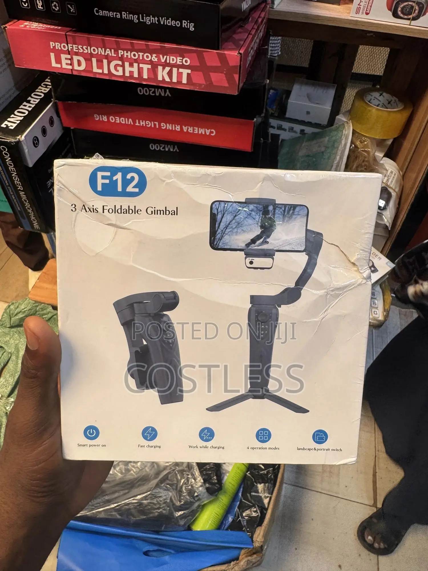 Foldable Gimbal, a Handheld Stabilizer for Smartphones