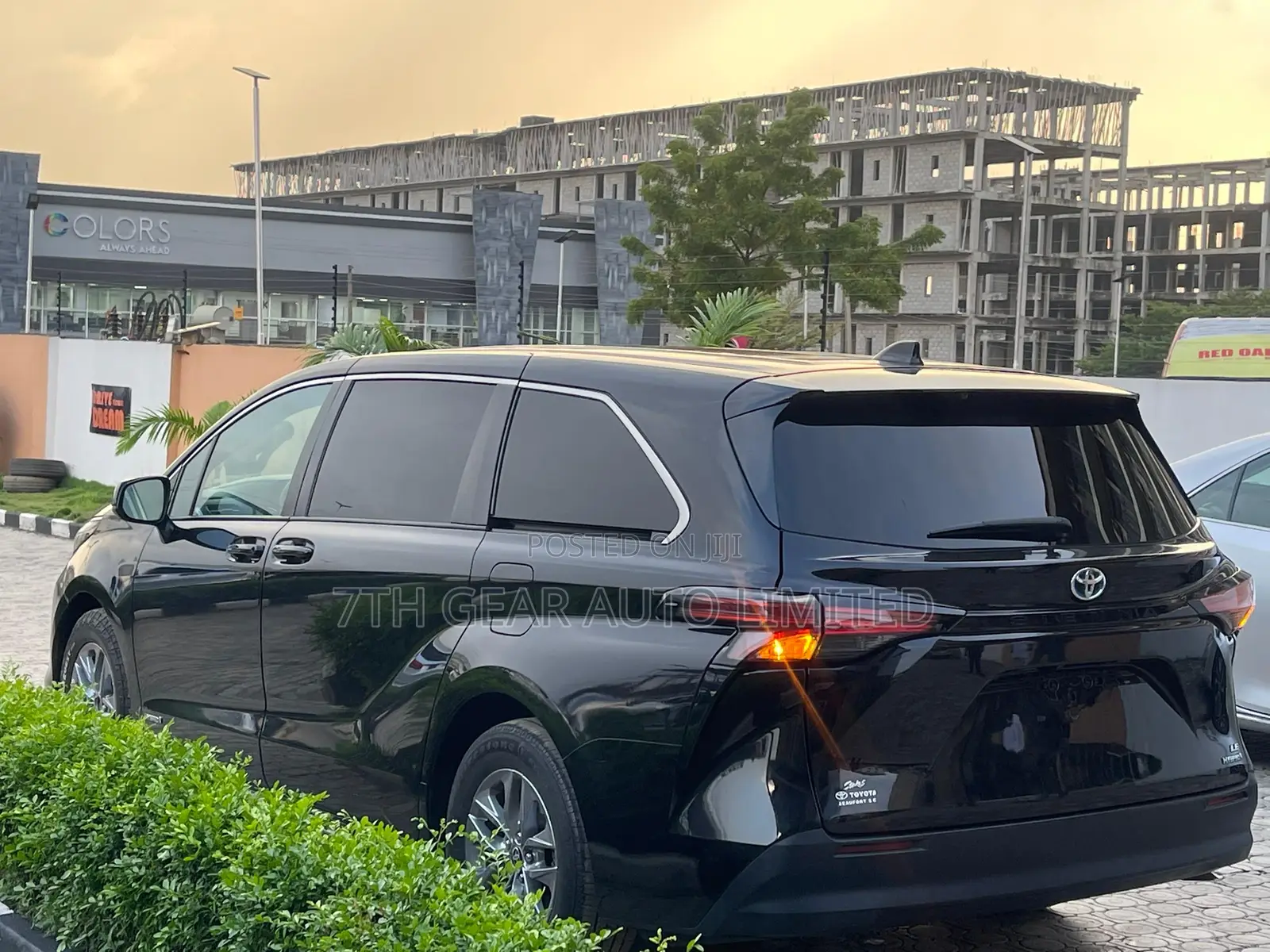 Toyota Sienna XLE 2022 Black