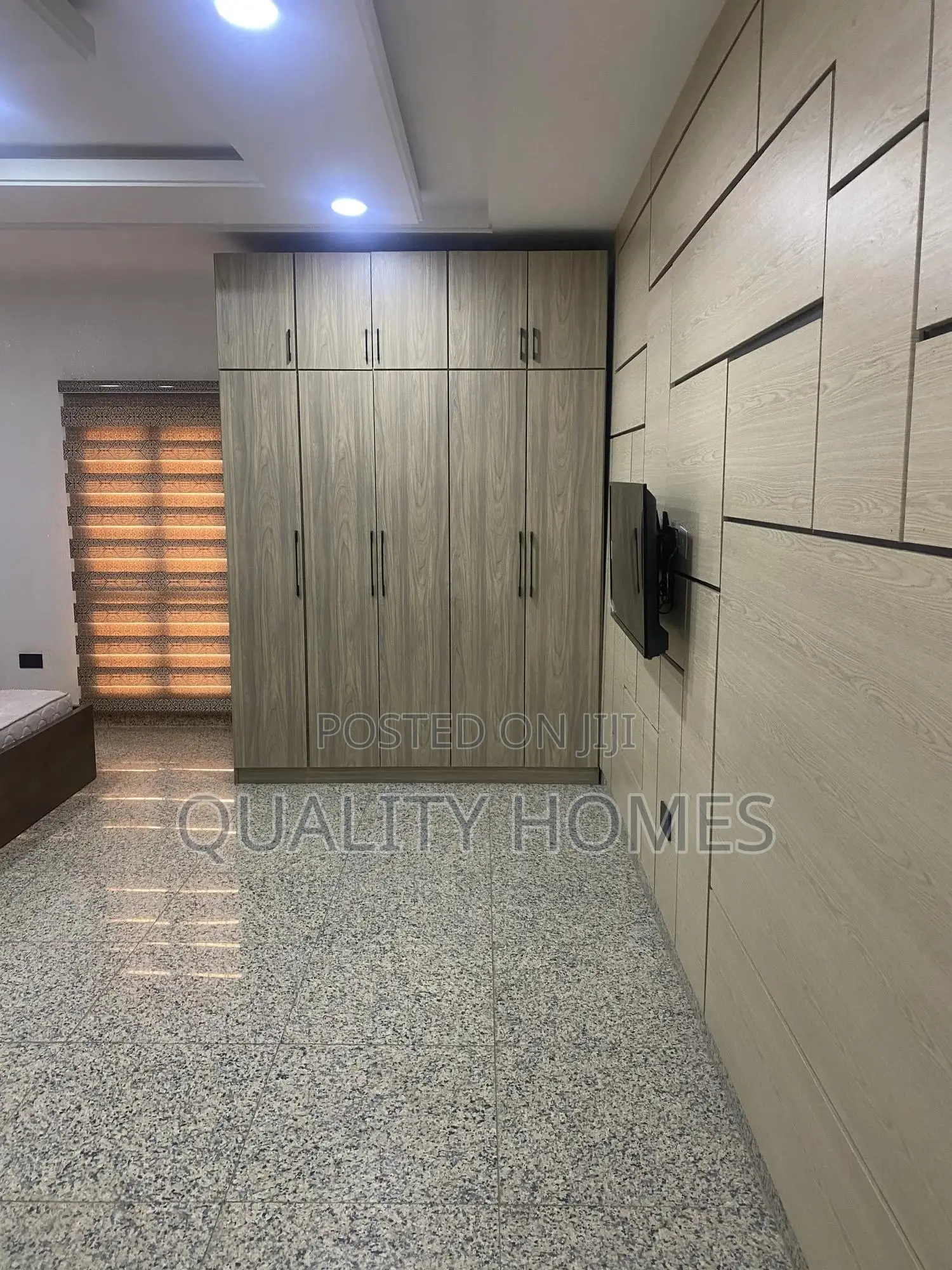 Furnished 20bdrm Mansion in Jabi for sale