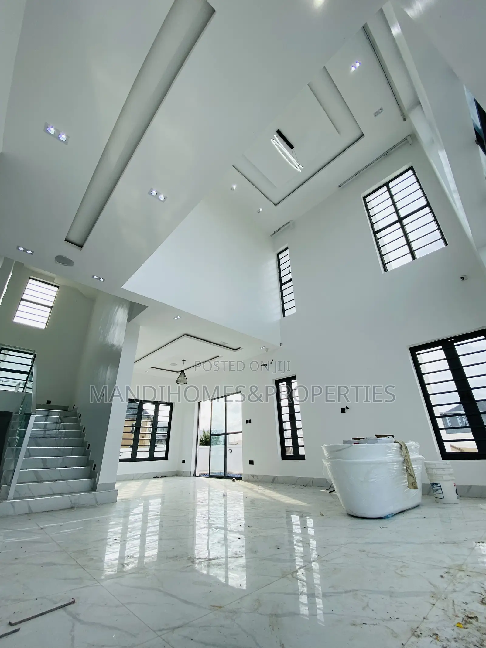 5bdrm Duplex in Royal Garden, Ajah for sale