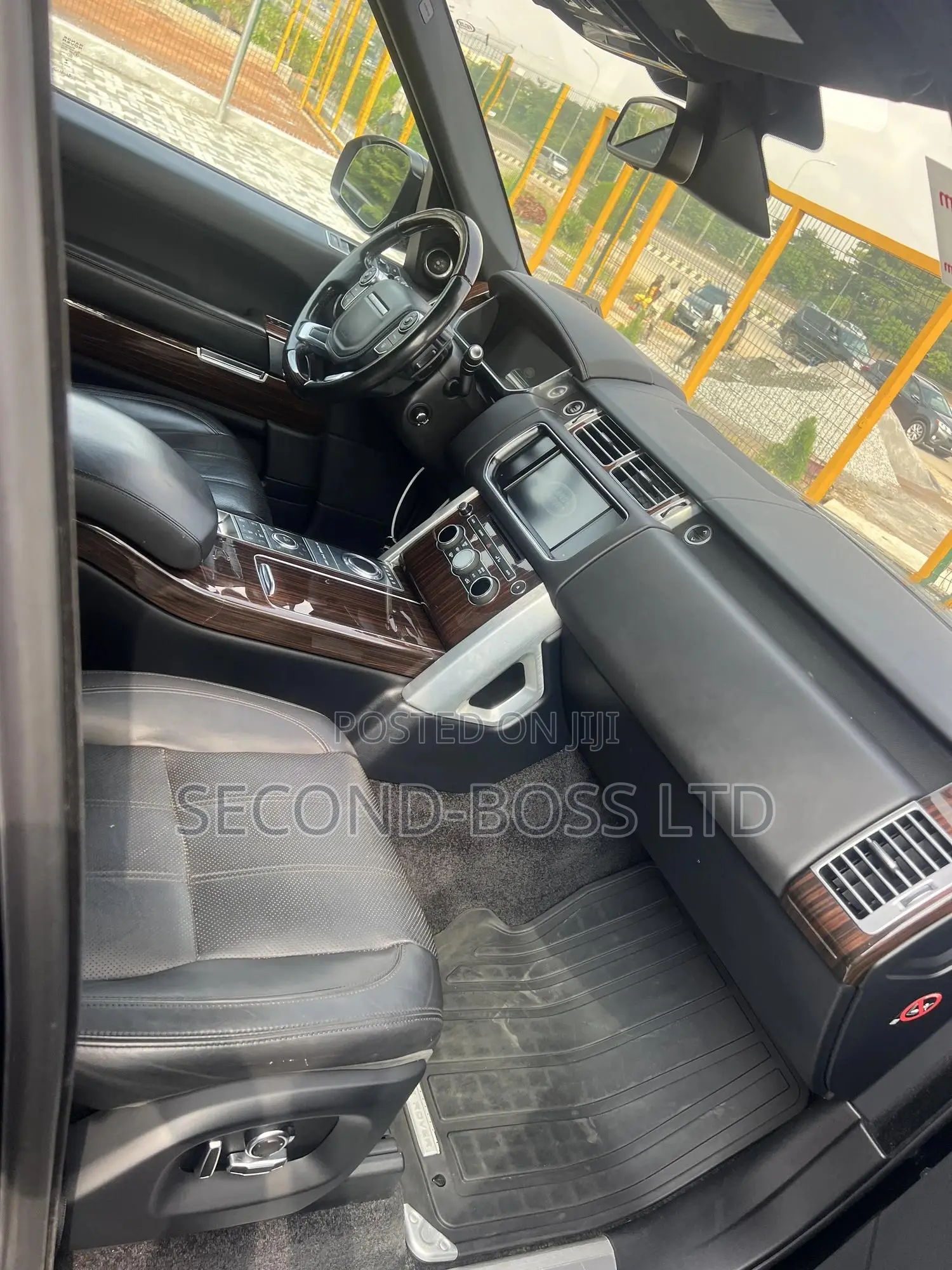 Land Rover Range Rover Vogue 2016 Black