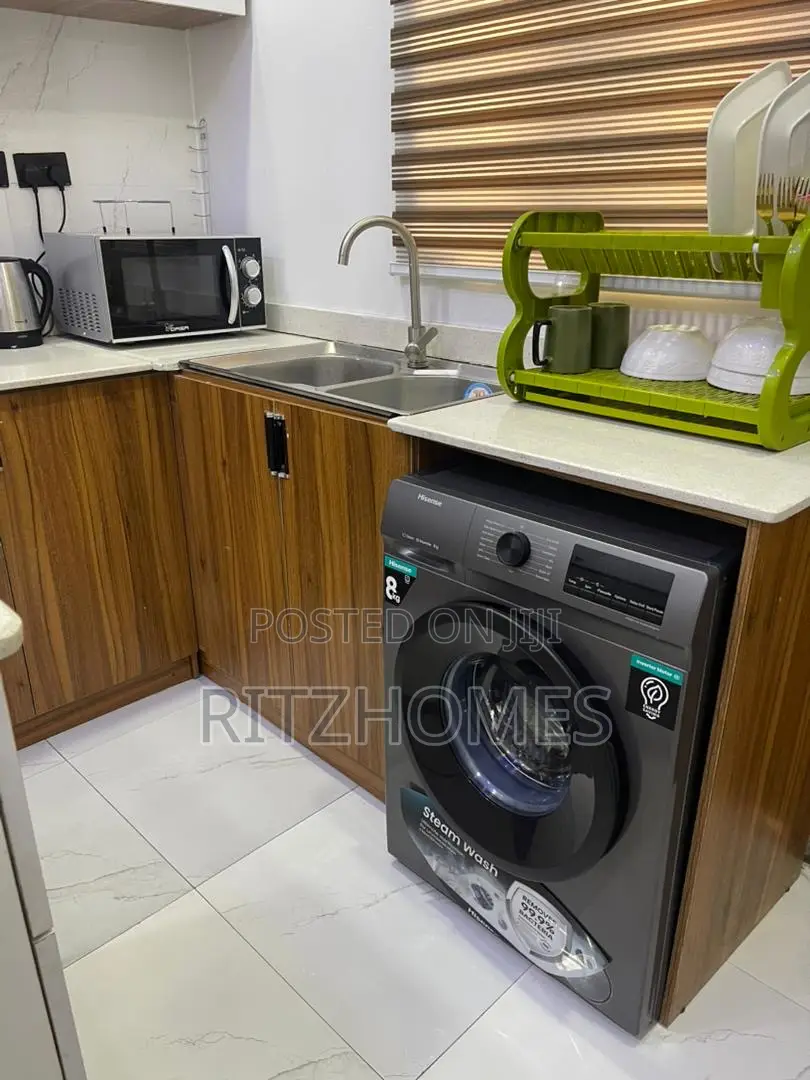 Furnished 4bdrm Duplex in Chevron for sale
