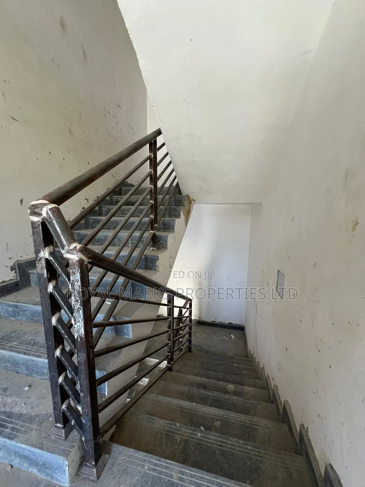 3bdrm House in Dawaki for sale