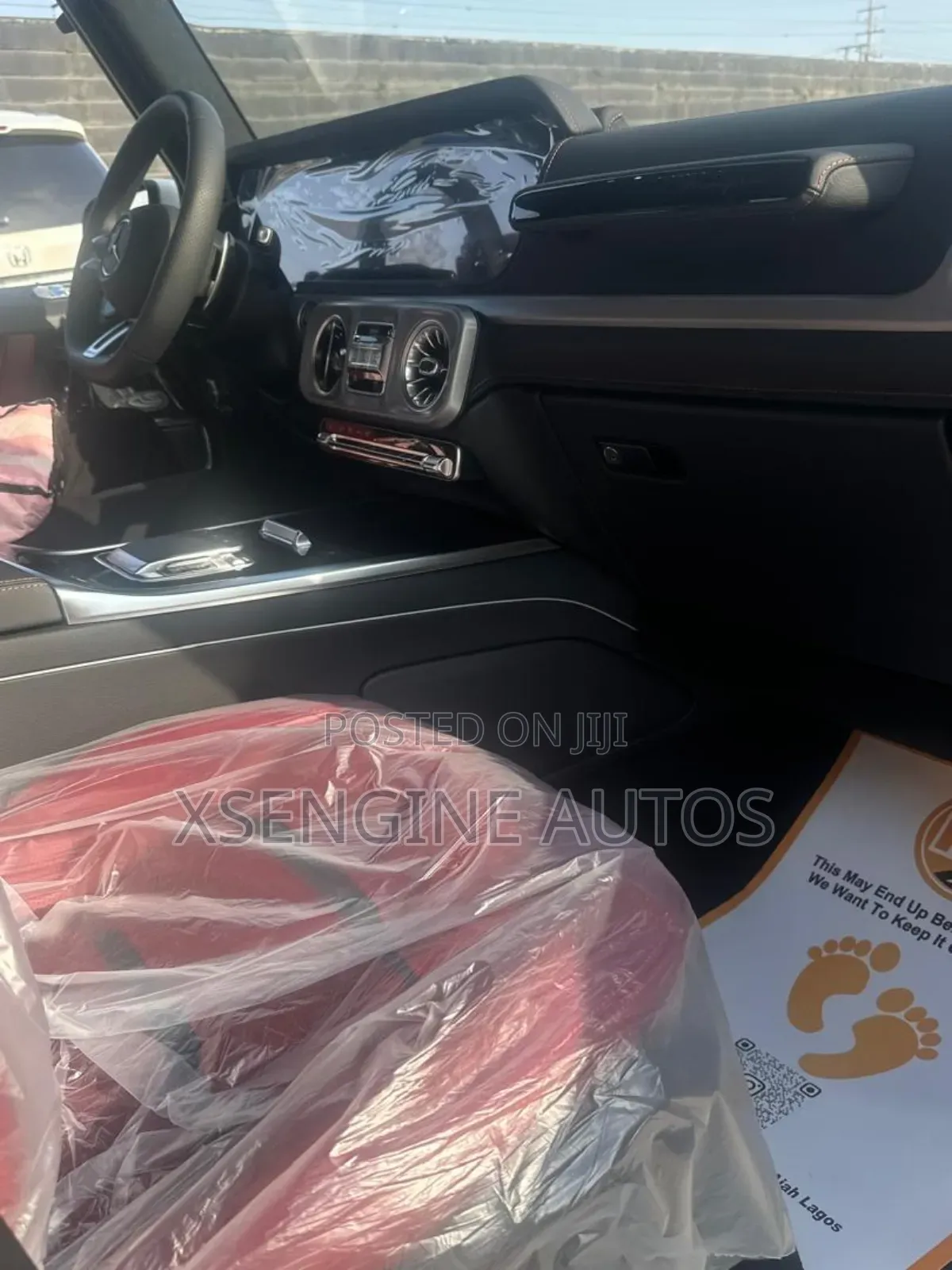 Mercedes-Benz G-Class 2025 White