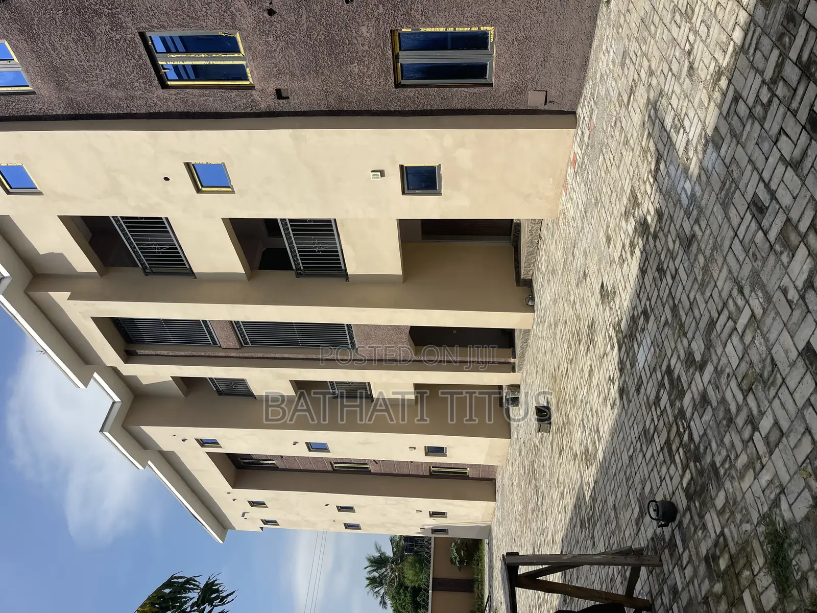3bdrm Block of Flats in Jahi for rent