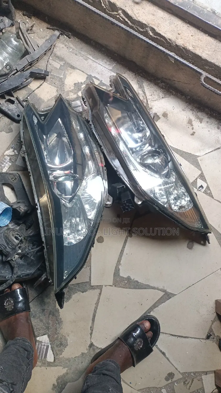 Head Light With Charger 2013 Honda Cr-V