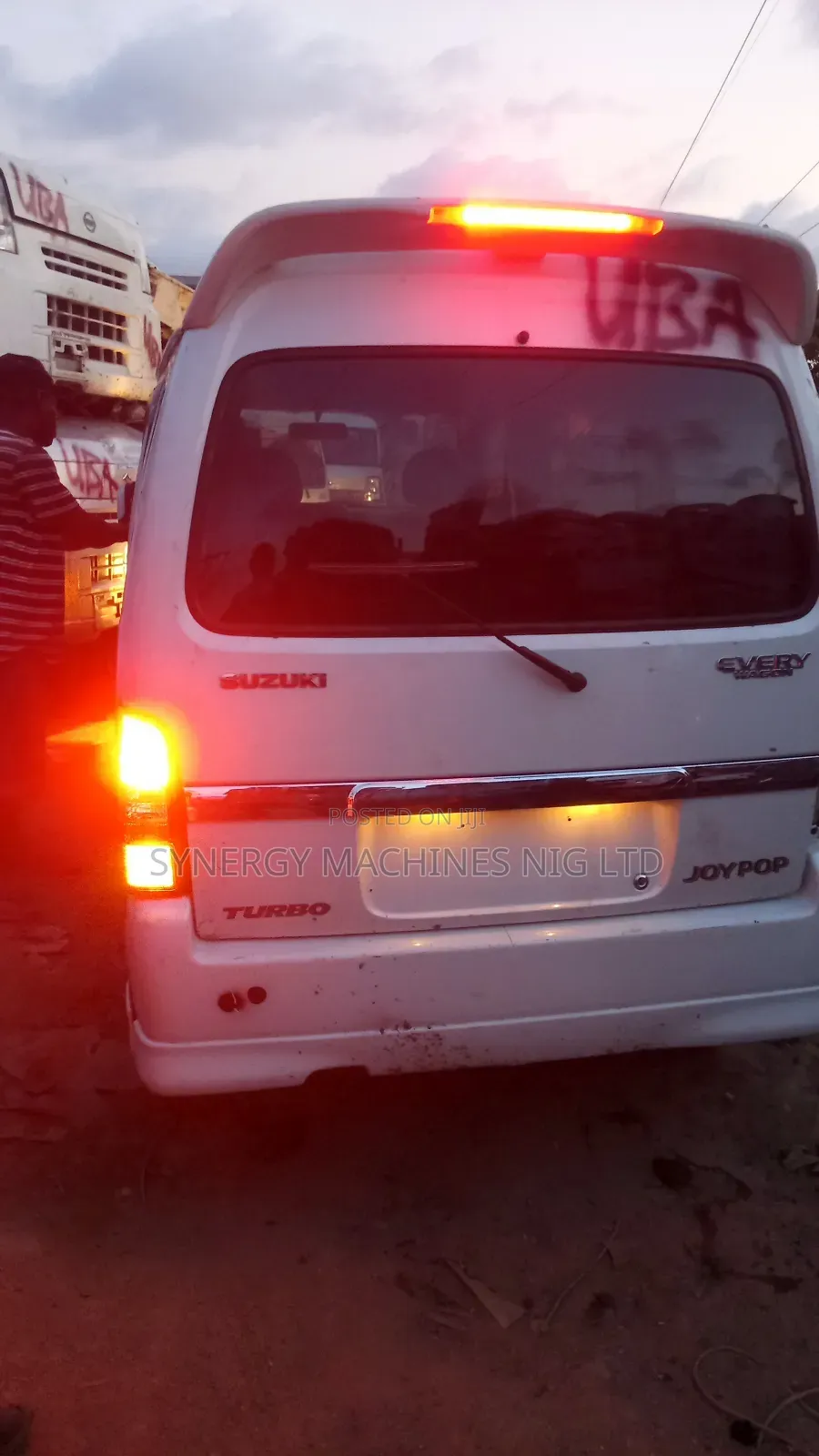 Suzuki Every Wagon 2022 White