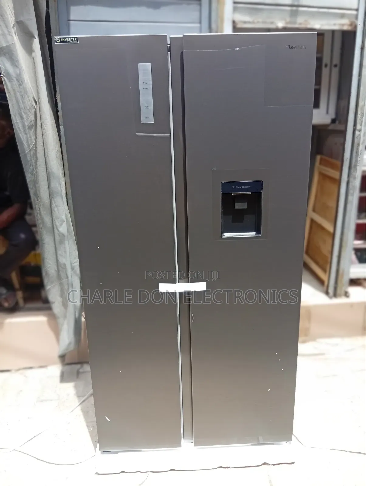 Original 650 Litres Fridge and Freezer With Despenser
