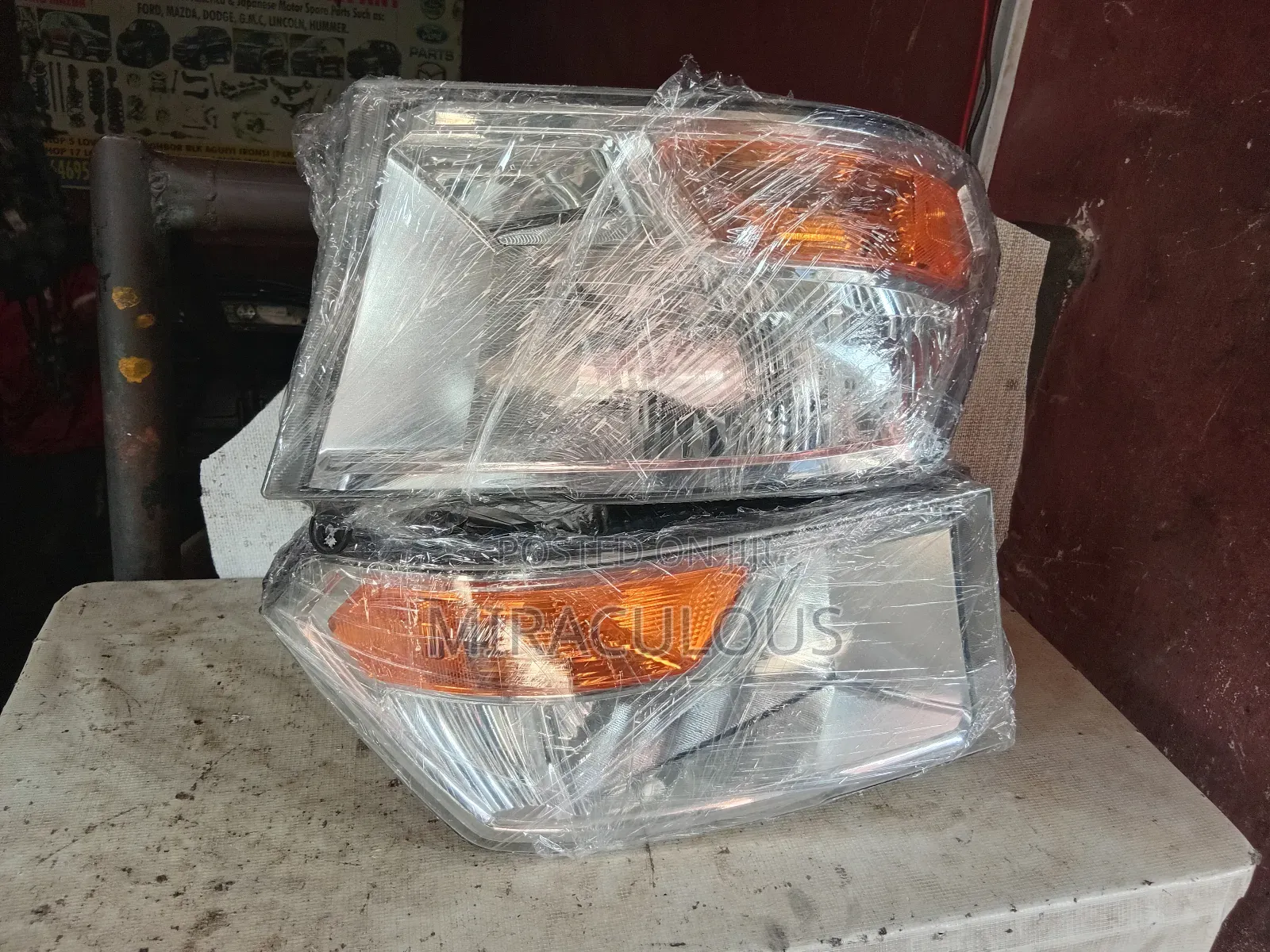 Headlight Dodge Ram 2012 Model