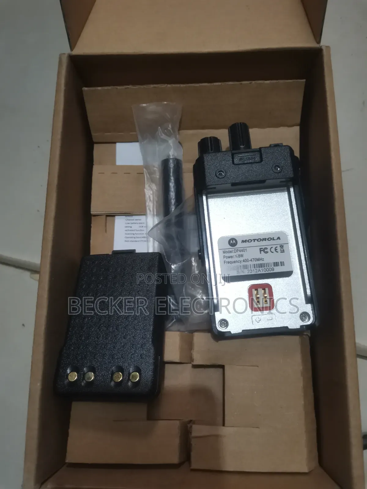 Pocket Size Dp4401 Radio