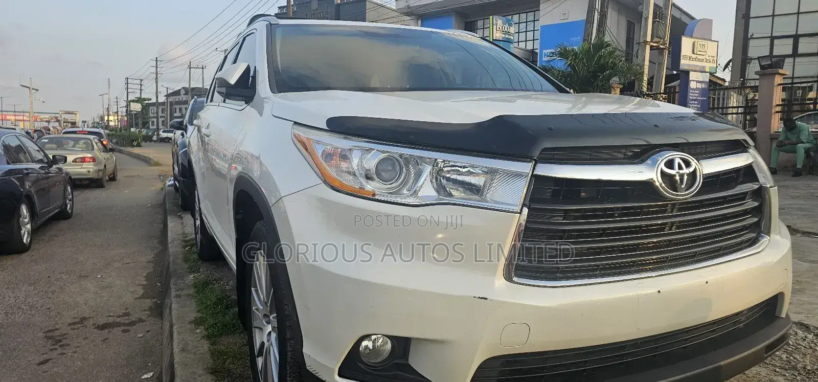 Toyota Highlander XLE V6 4x2 (3.5L 6cyl 6A) 2016 White