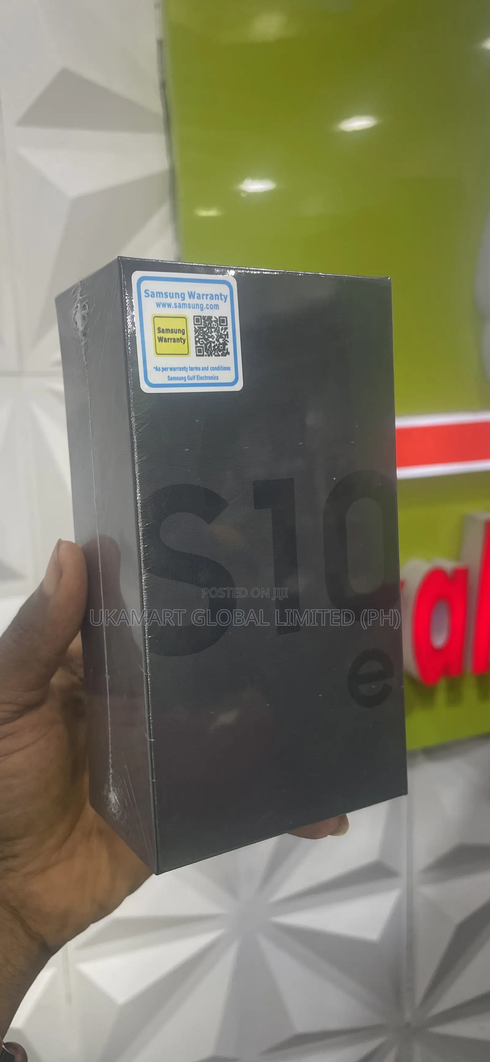New Samsung Galaxy S10e 128 GB Orange