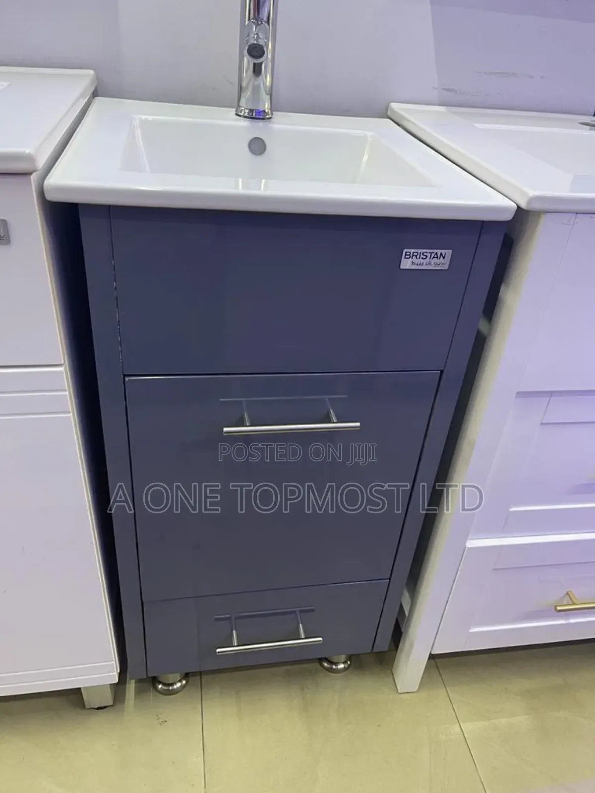 Cabinet (40cm)