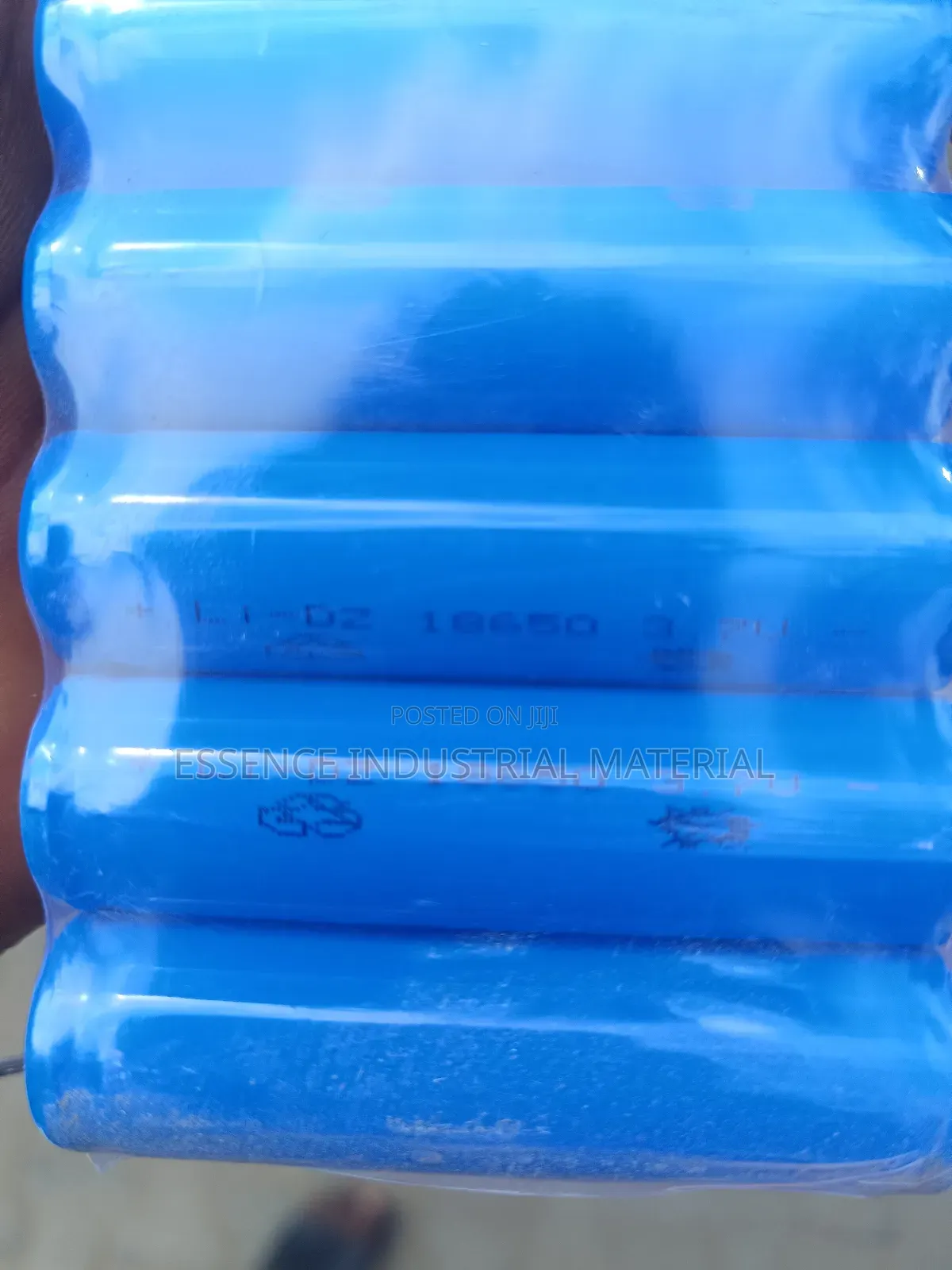 Hot Sales Wzs18650 Rechargeable Lithium-ion Batteries.