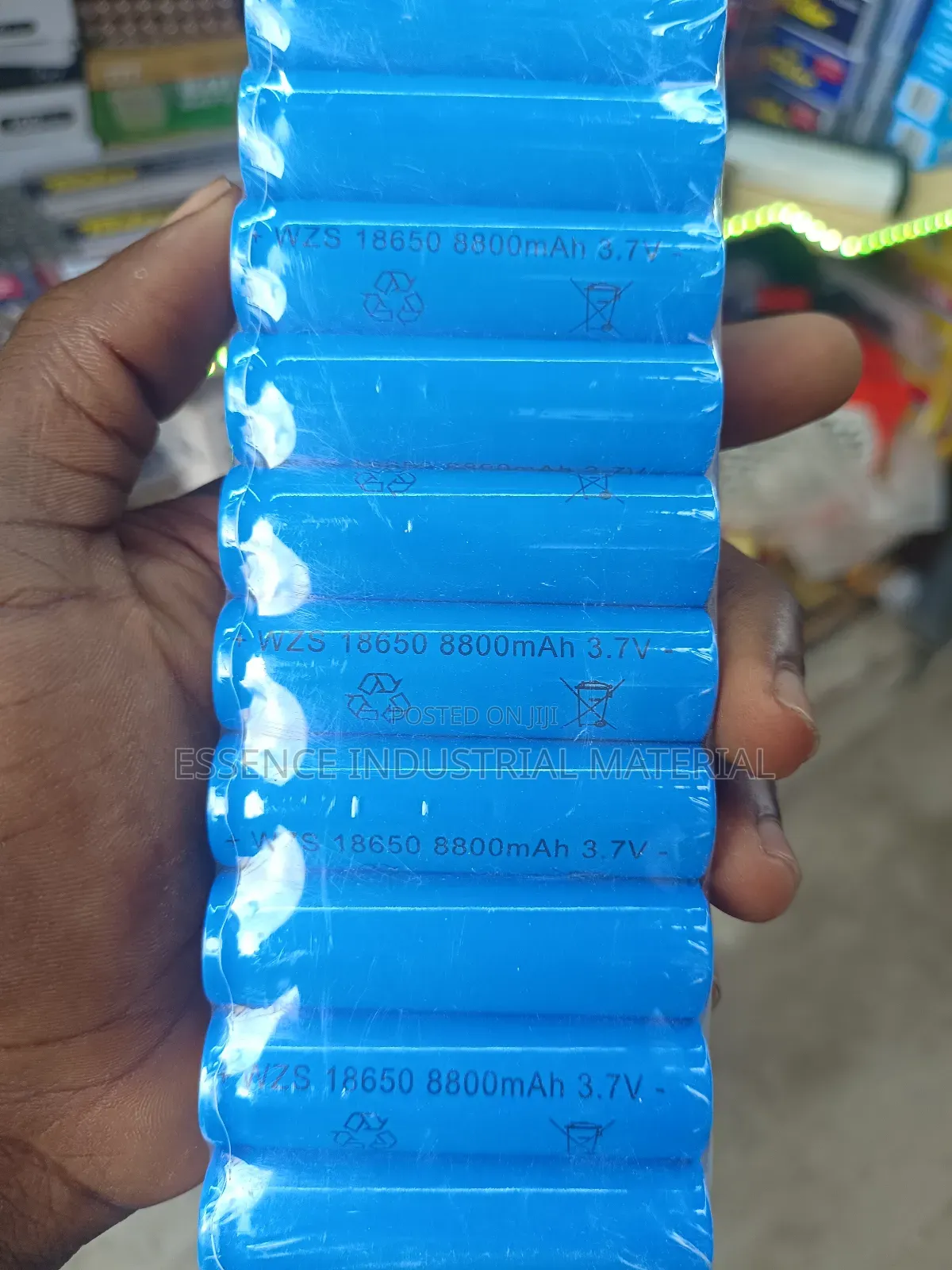 Hot Sales Wzs18650 Rechargeable Lithium-ion Batteries.