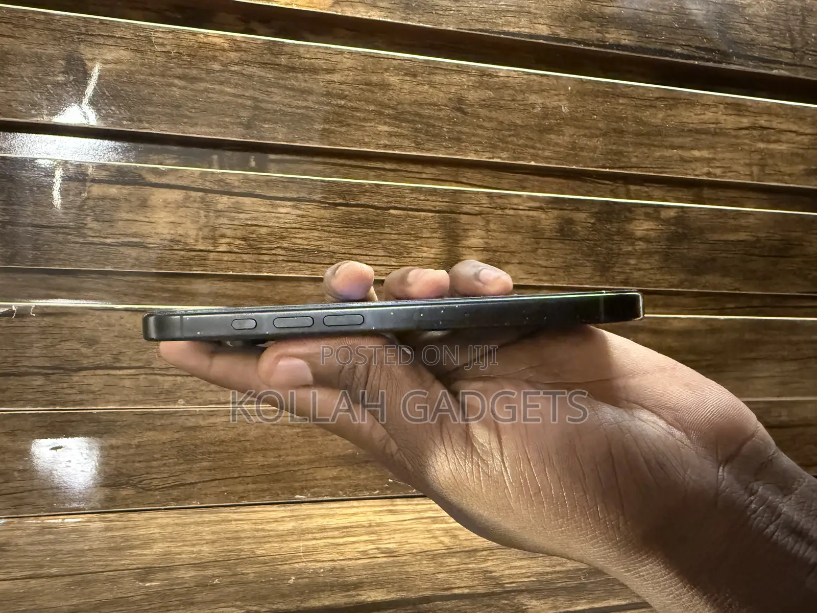 Apple iPhone 16 Pro 128 GB Black