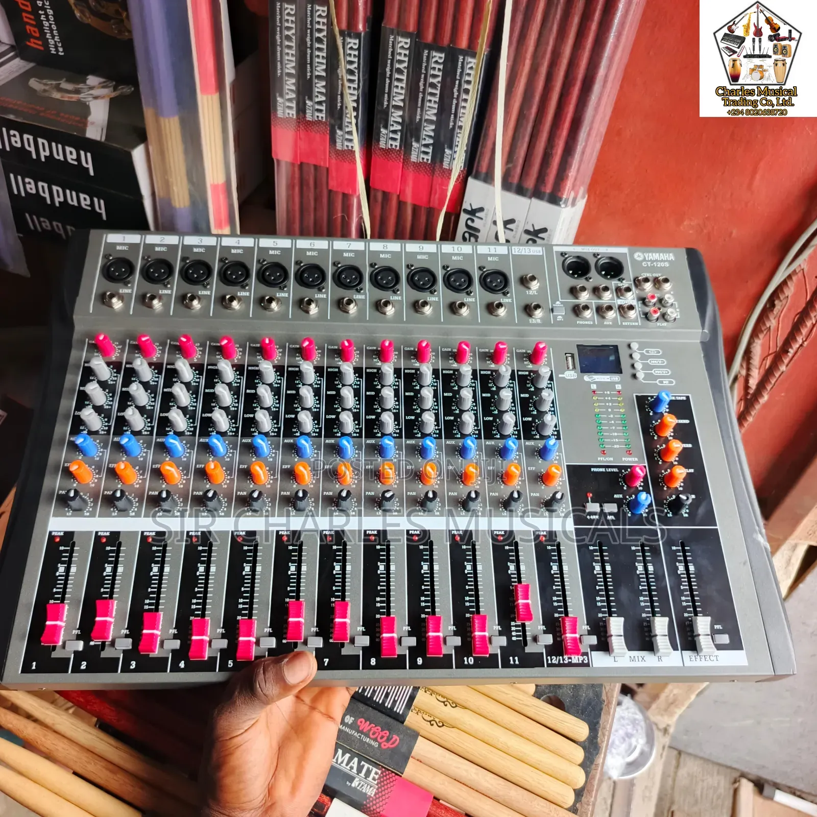 Yamaha Ct 120 12-Channel Professional Audio Mixer