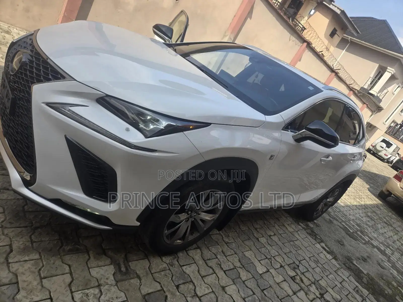 Lexus NX 300 AWD 2021 White
