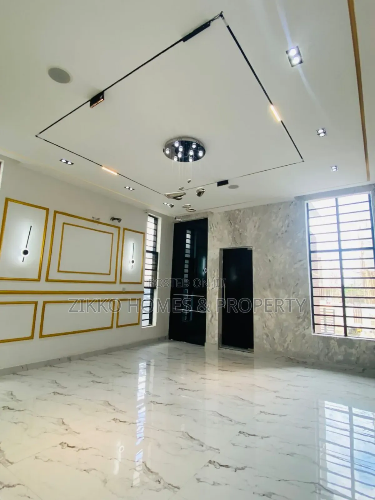 5bdrm Duplex in Chevron, Lekki for sale