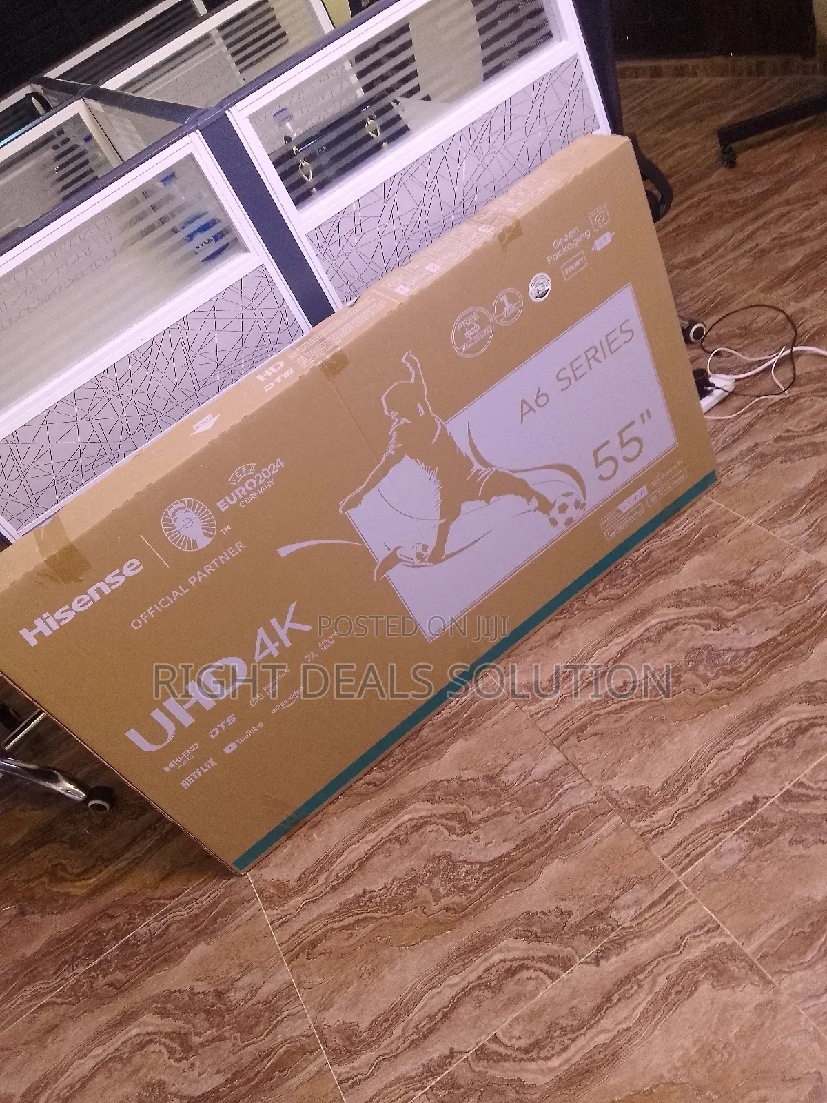 Hisense 55-Inch Uhd Smart Tv: Sports Mode, Vivid Motion