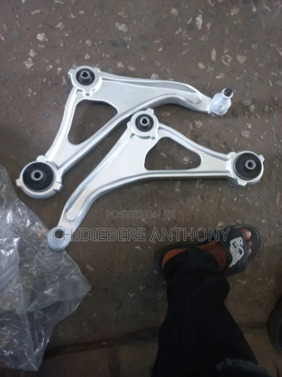 Original Lower Arms Pathfinder 2015 Model Available