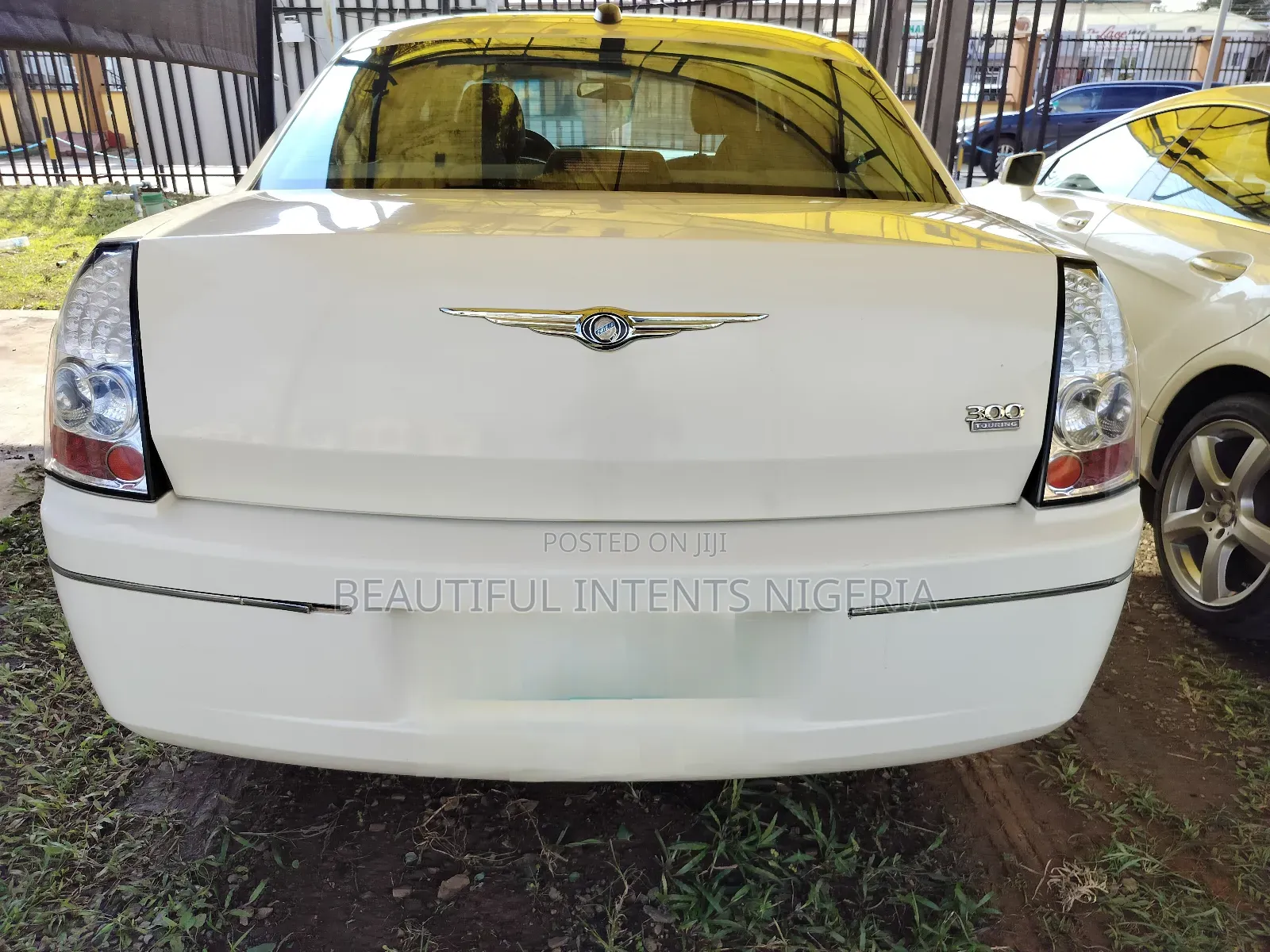 Chrysler 300 300C AWD 2005 White