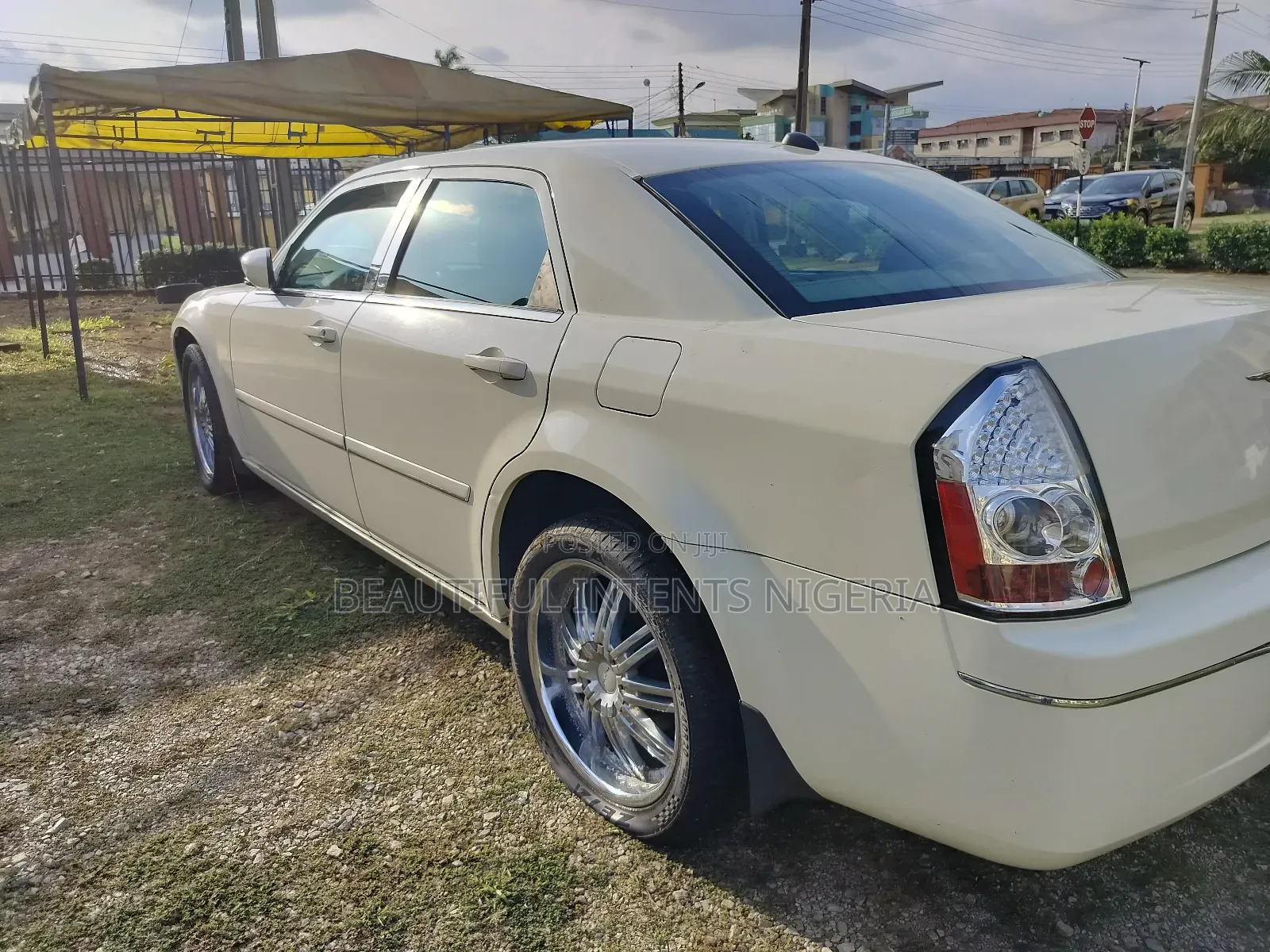 Chrysler 300 300C AWD 2005 White