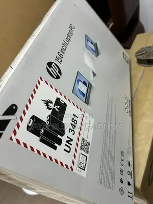 New Laptop HP 15 8GB Intel Core i3 SSD 256GB