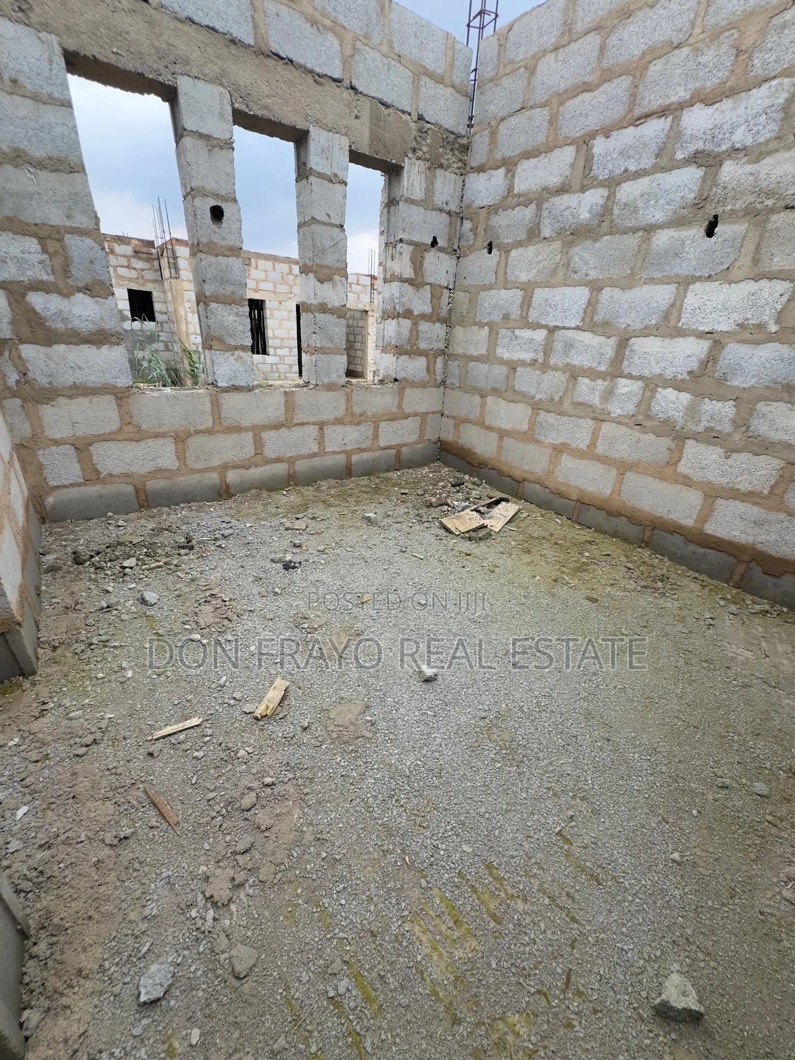 3 Beds Terrace Duplex at Omolayo Estate Akobo