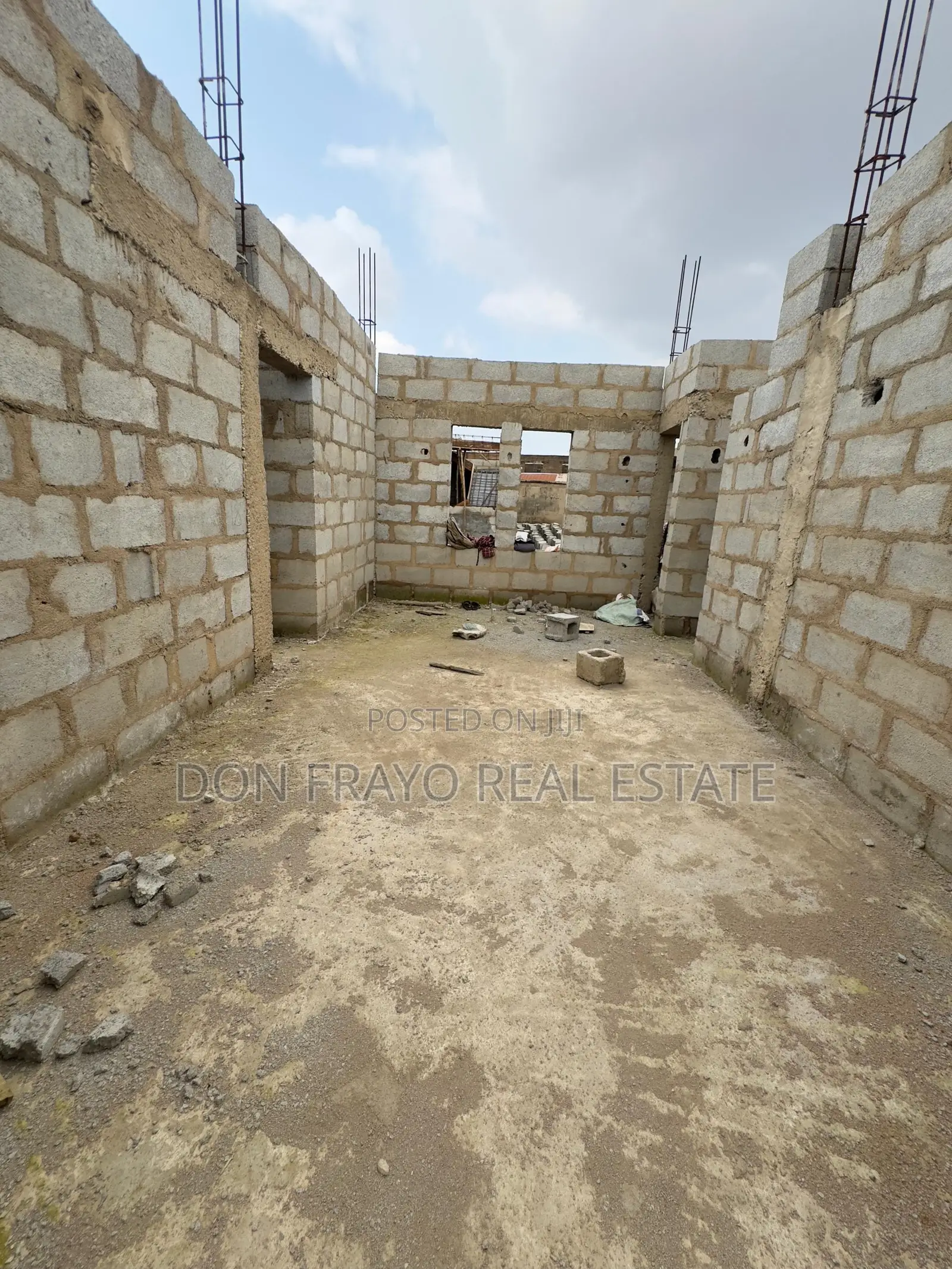 3 Beds Terrace Duplex at Omolayo Estate Akobo
