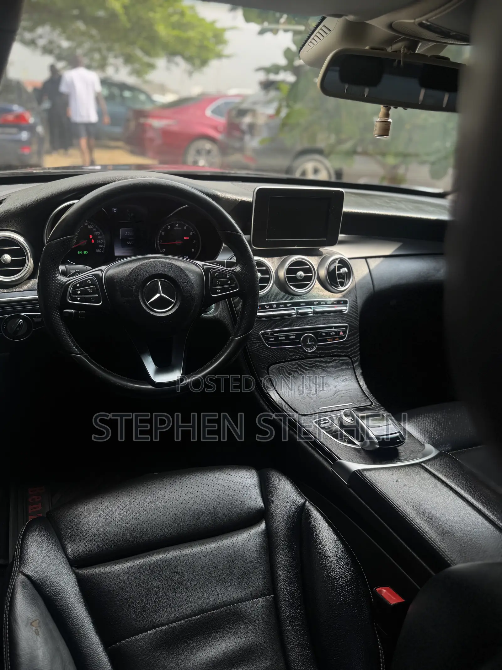 Mercedes-Benz C300 2016 Black