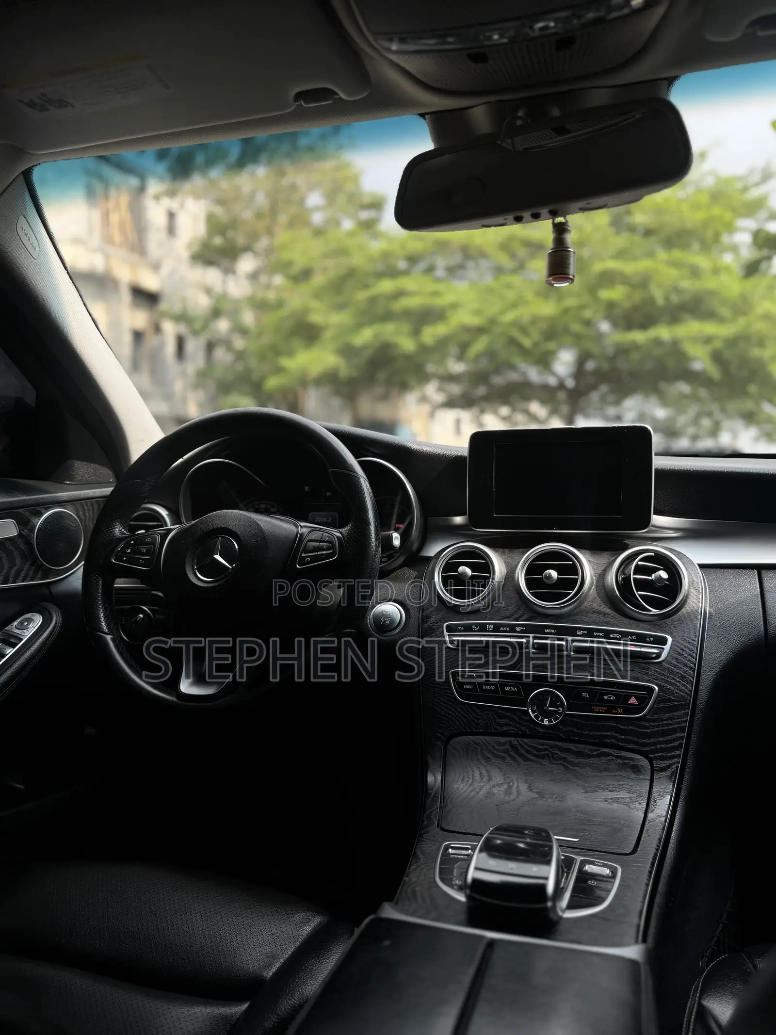 Mercedes-Benz C300 2016 Black
