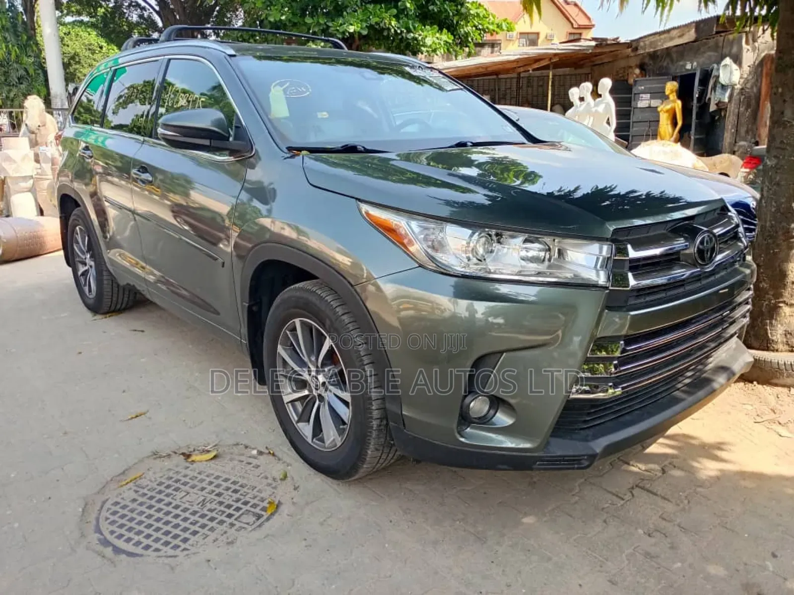 Toyota Highlander XLE 4x2 V6 (3.5L 6cyl 8A) 2017 Green