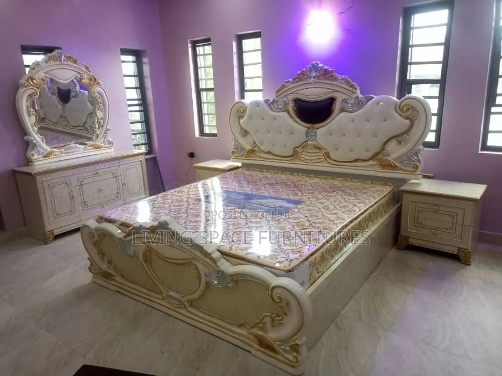 Royal Executive Bed Set by 6*7 Size