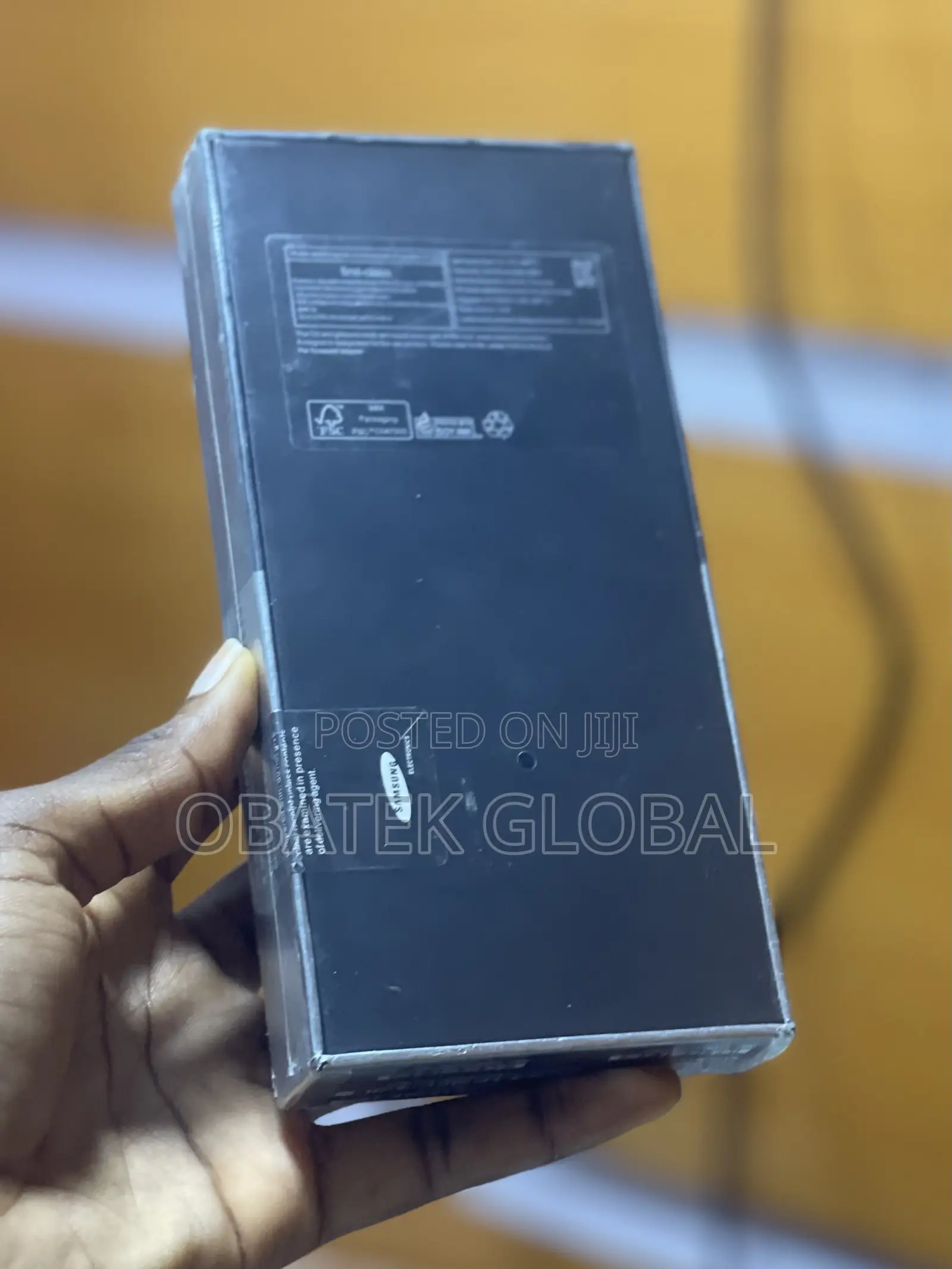 New Samsung Galaxy Z Flip3 5G 128 GB White