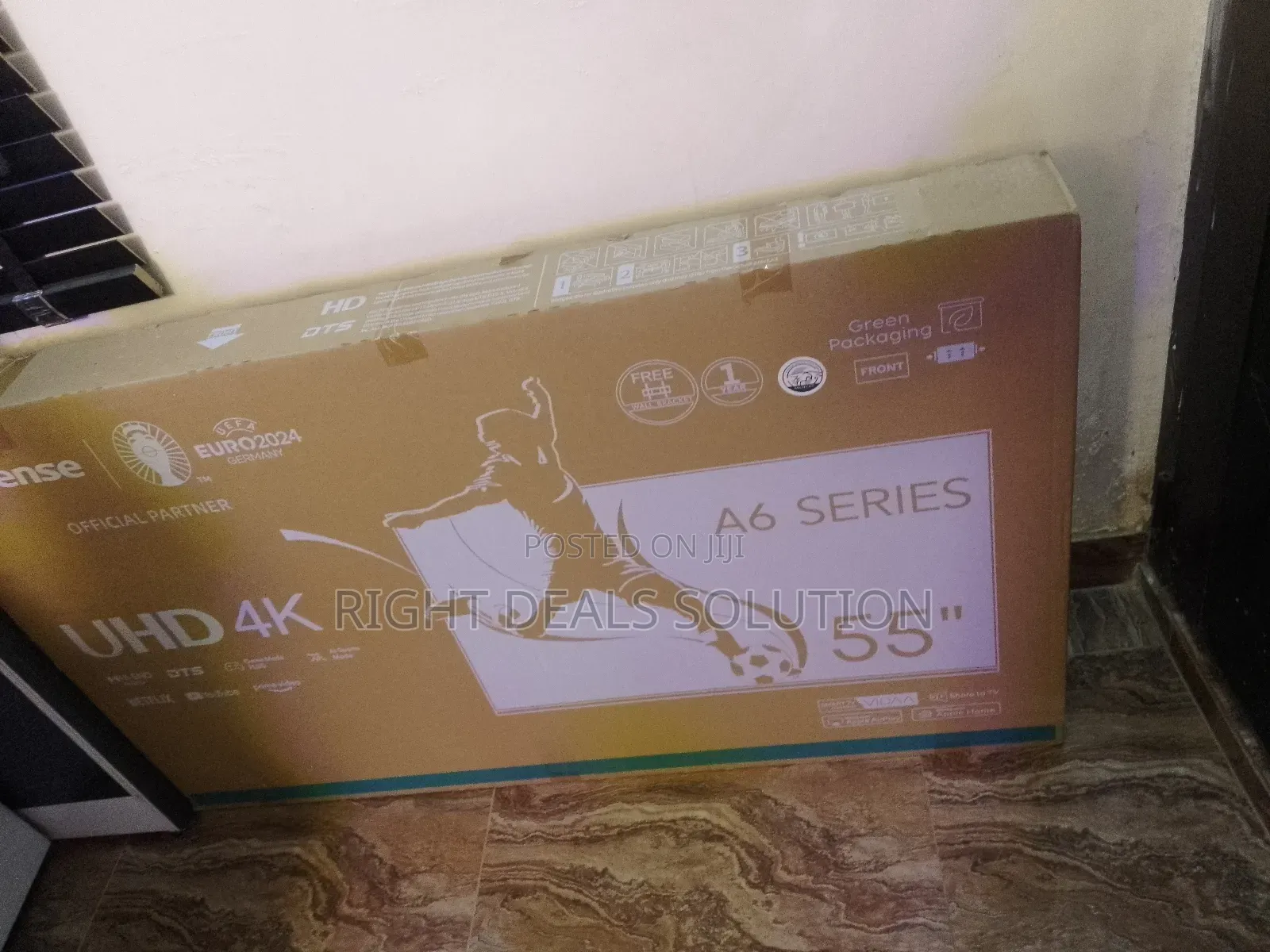 Hisense 55" Uhd Tv: Streamlined Design, Bold Audio