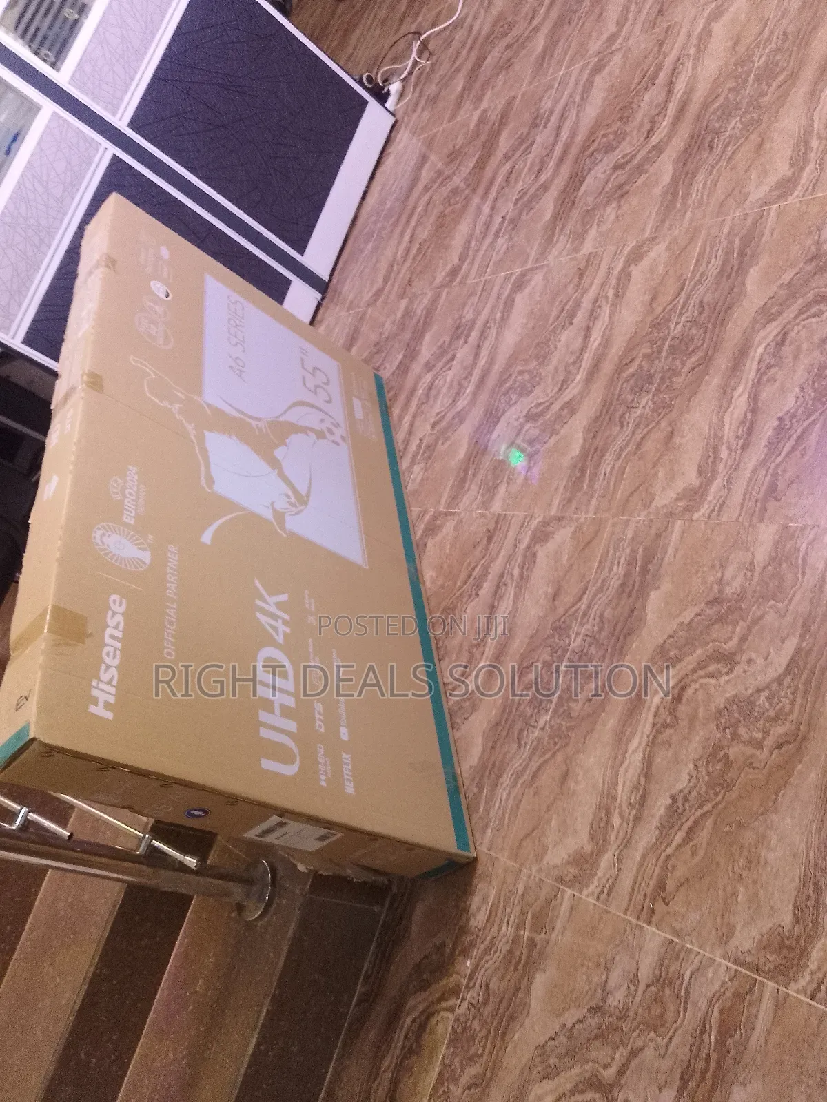 Hisense 55-Inch Uhd Smart Tv: Stream, Game, Enjoy