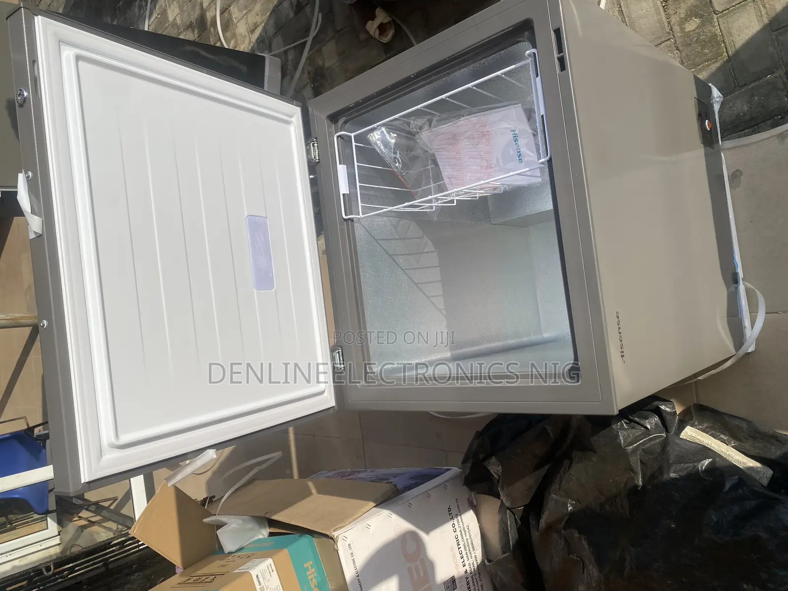 Brand New Hisense 148 Liters Chest Freezer .